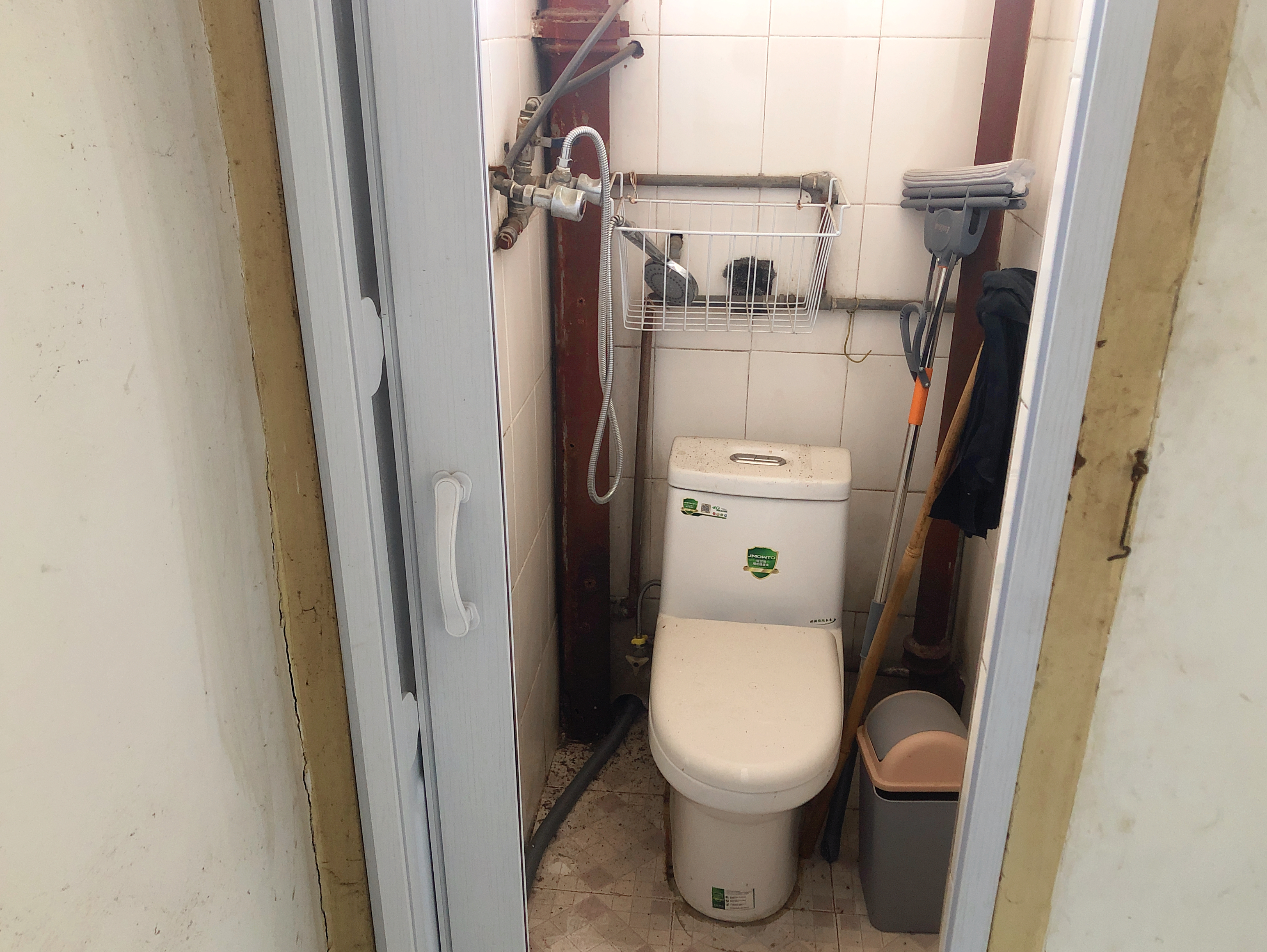 解放新村 2室1厅1卫 61m&sup2;