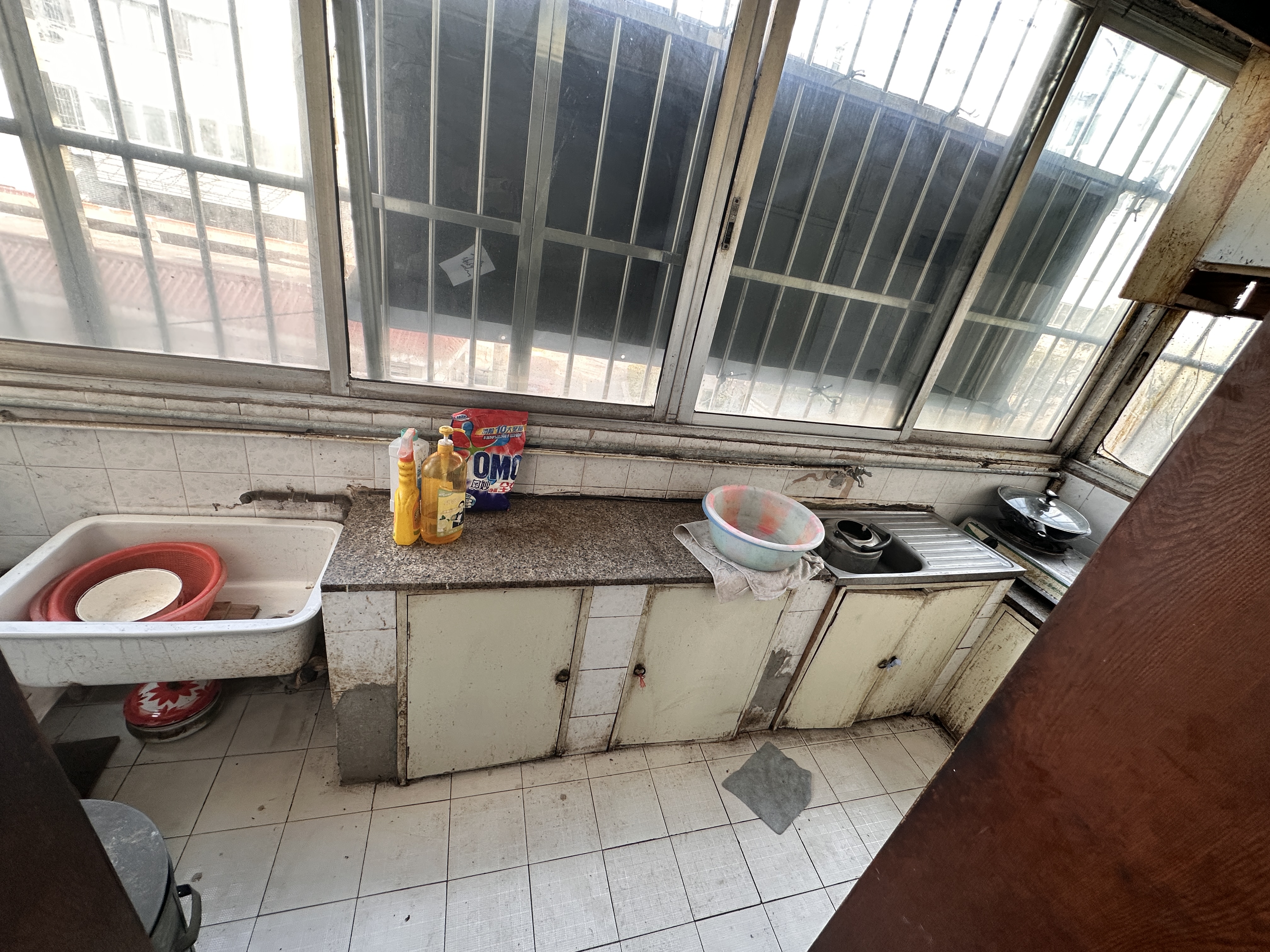 南园路11号小区 2室2厅1卫 96.88m²