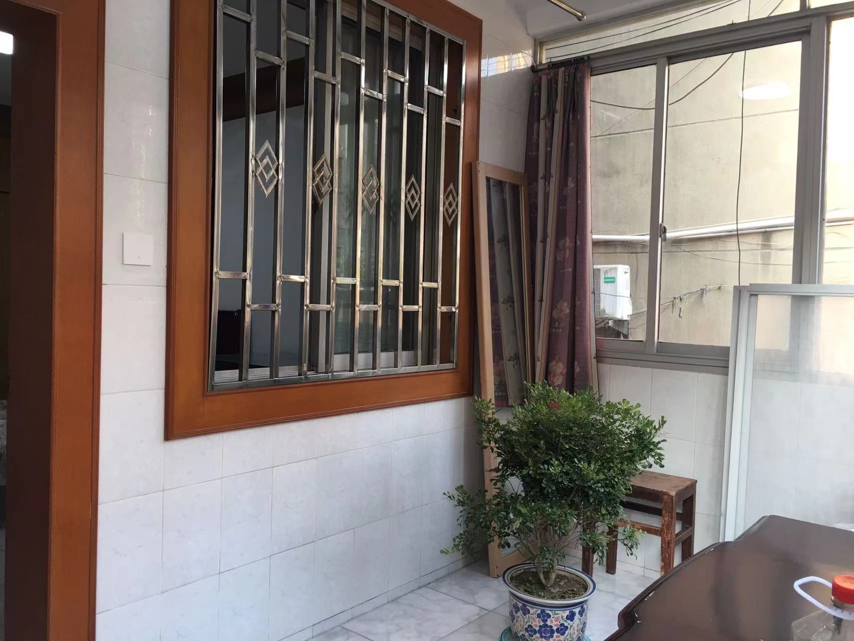 新建路新村(新建花苑) 1室1厅1卫 50m&sup2;