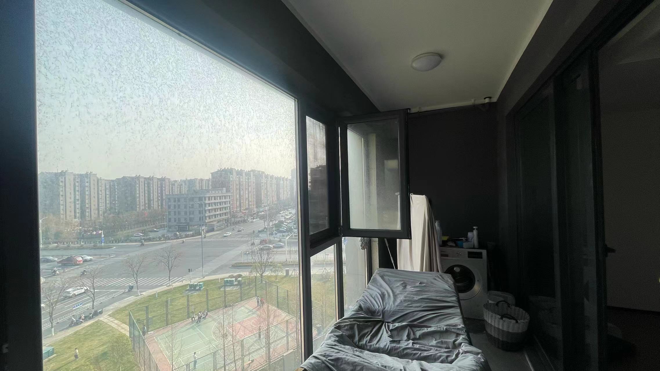 万科翡翠东第 3室2厅2卫 129.5m²