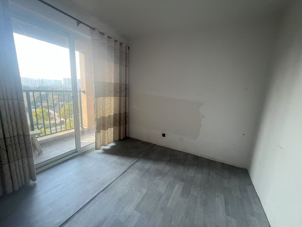 雨润星雨华府北区 3室2厅1卫 110.93m²
