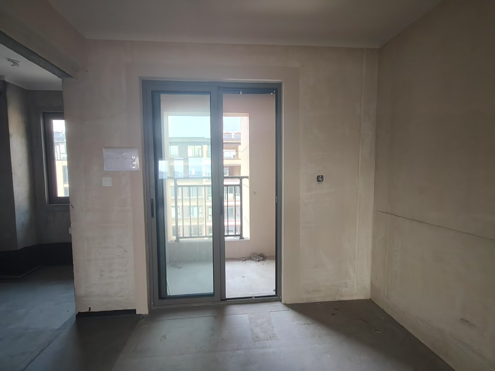 澜庭序 4室2厅3卫 175.00m²
