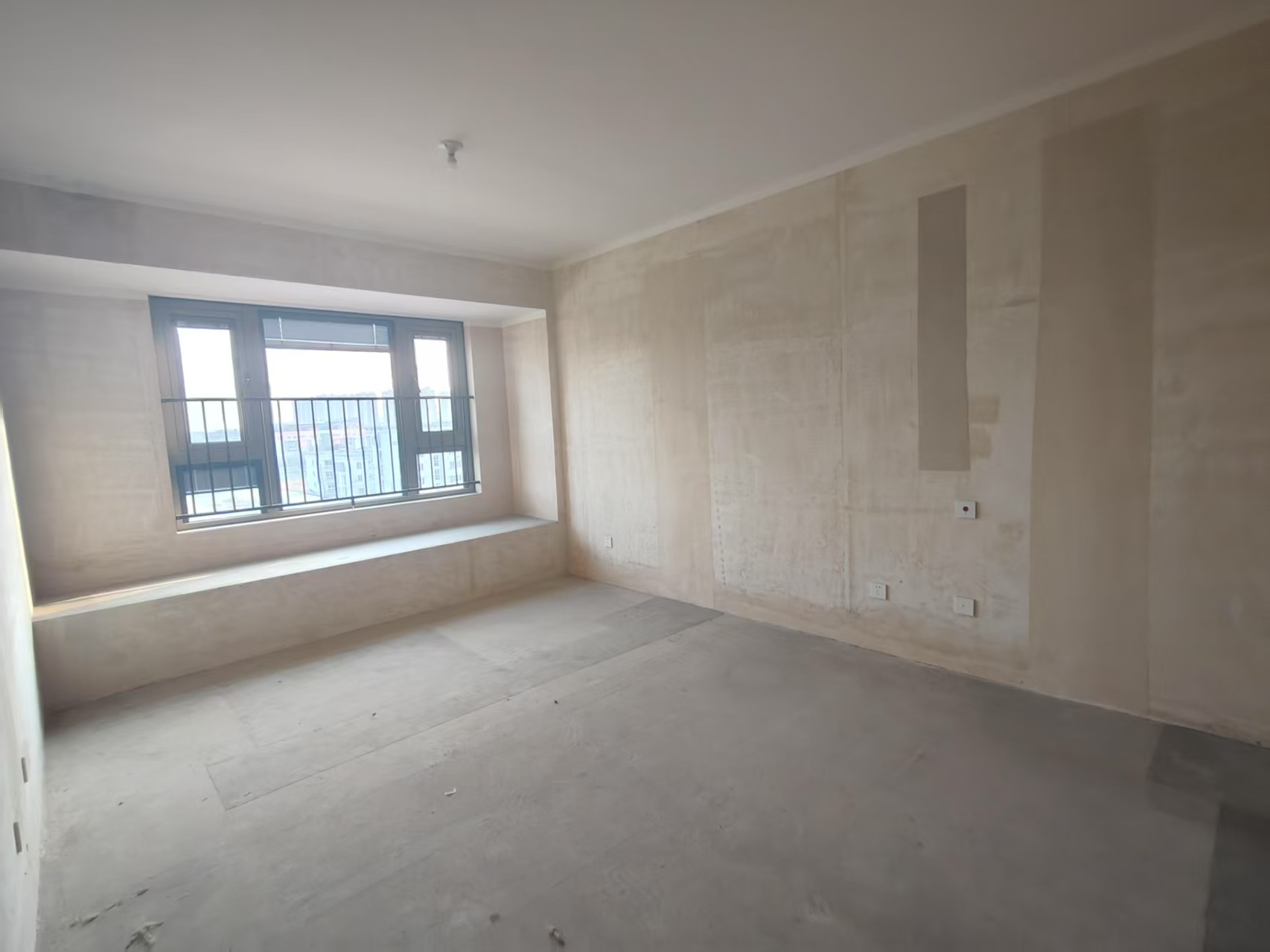澜庭序 4室2厅3卫 175.00m²