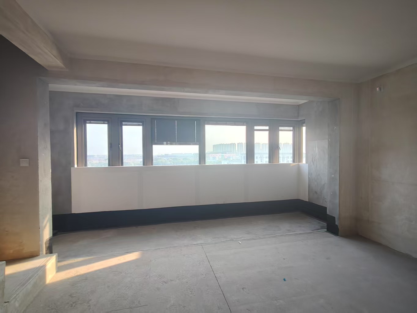 澜庭序 4室2厅3卫 175.00m²