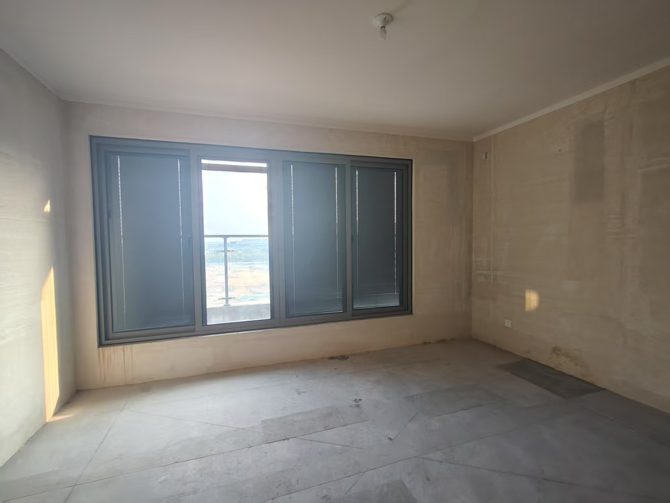 澜庭序 4室2厅3卫 175.00m²