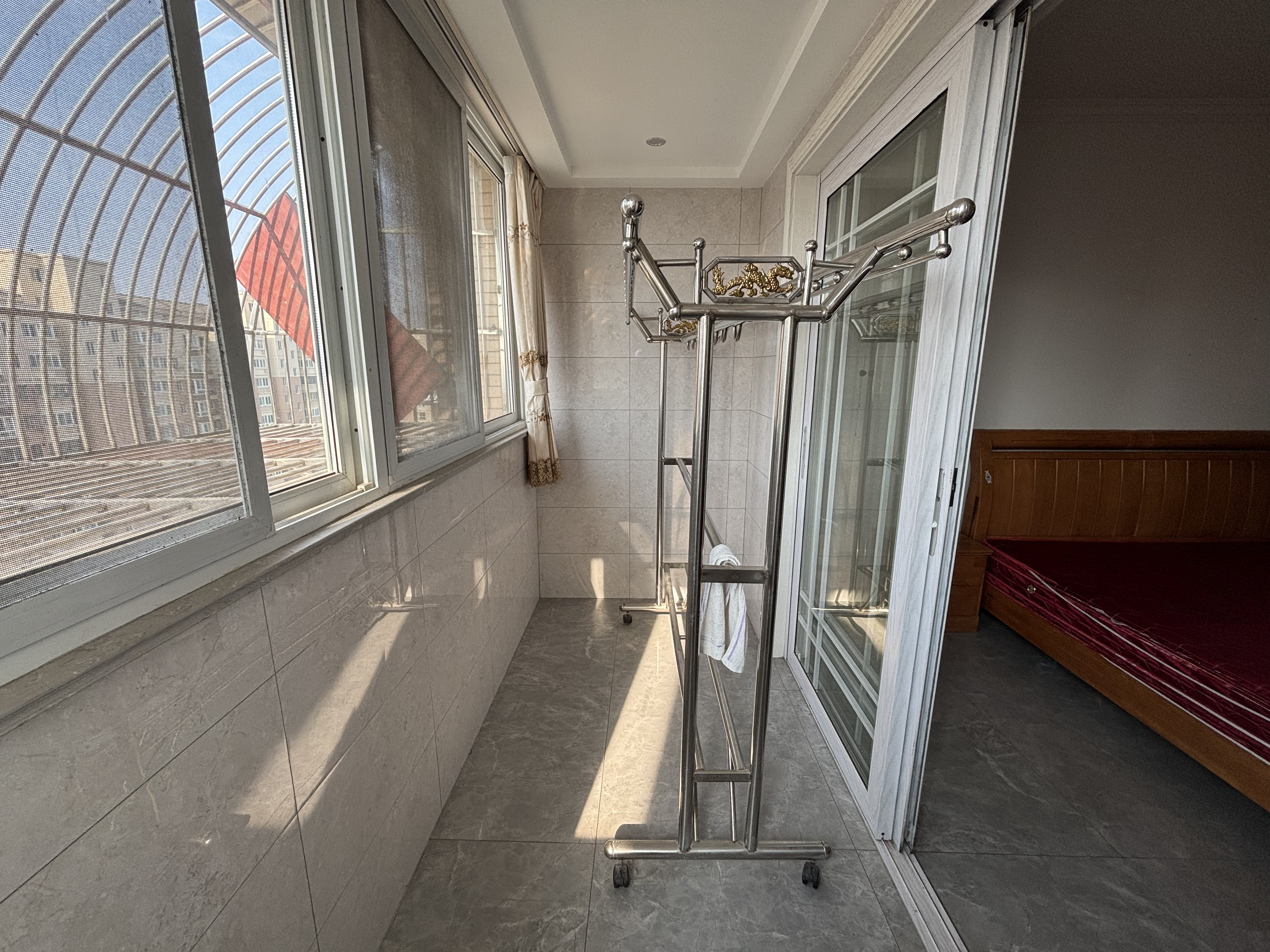 天熹苑 3室2厅1卫 103m&sup2;