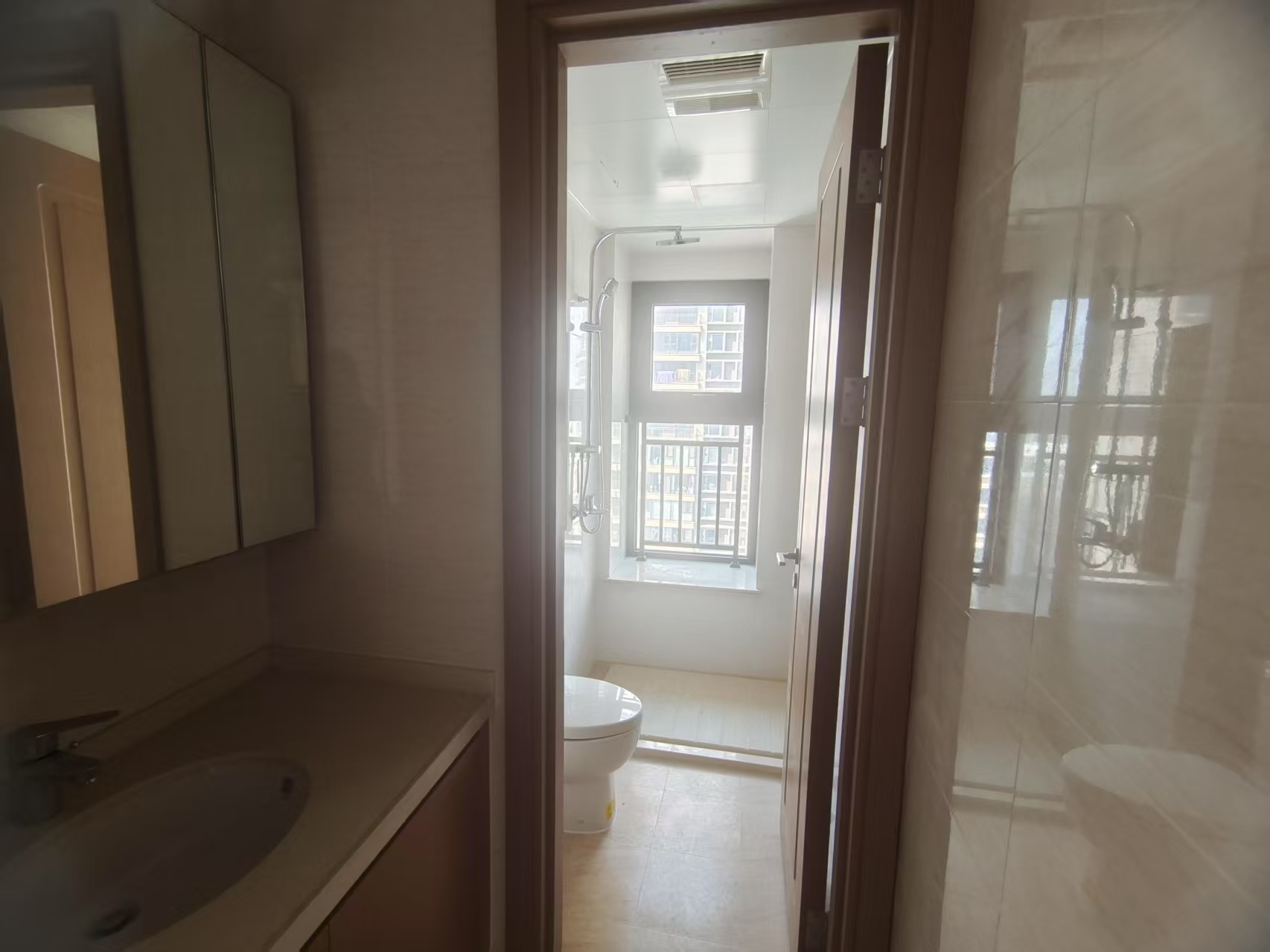 春风南岸东园 4室2厅2卫 141.5m&sup2;