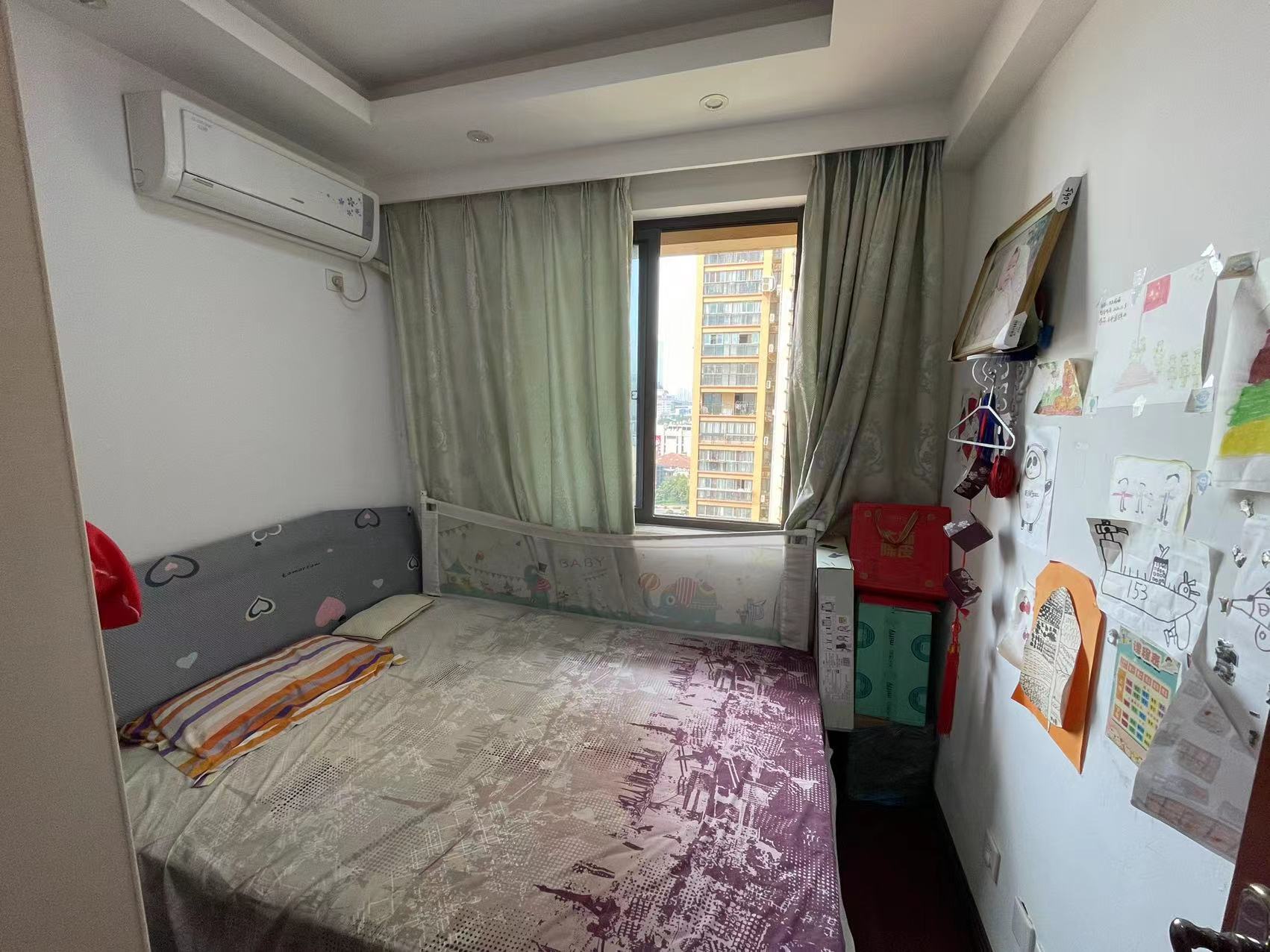华强城一期 3室2厅1卫 101m&sup2;