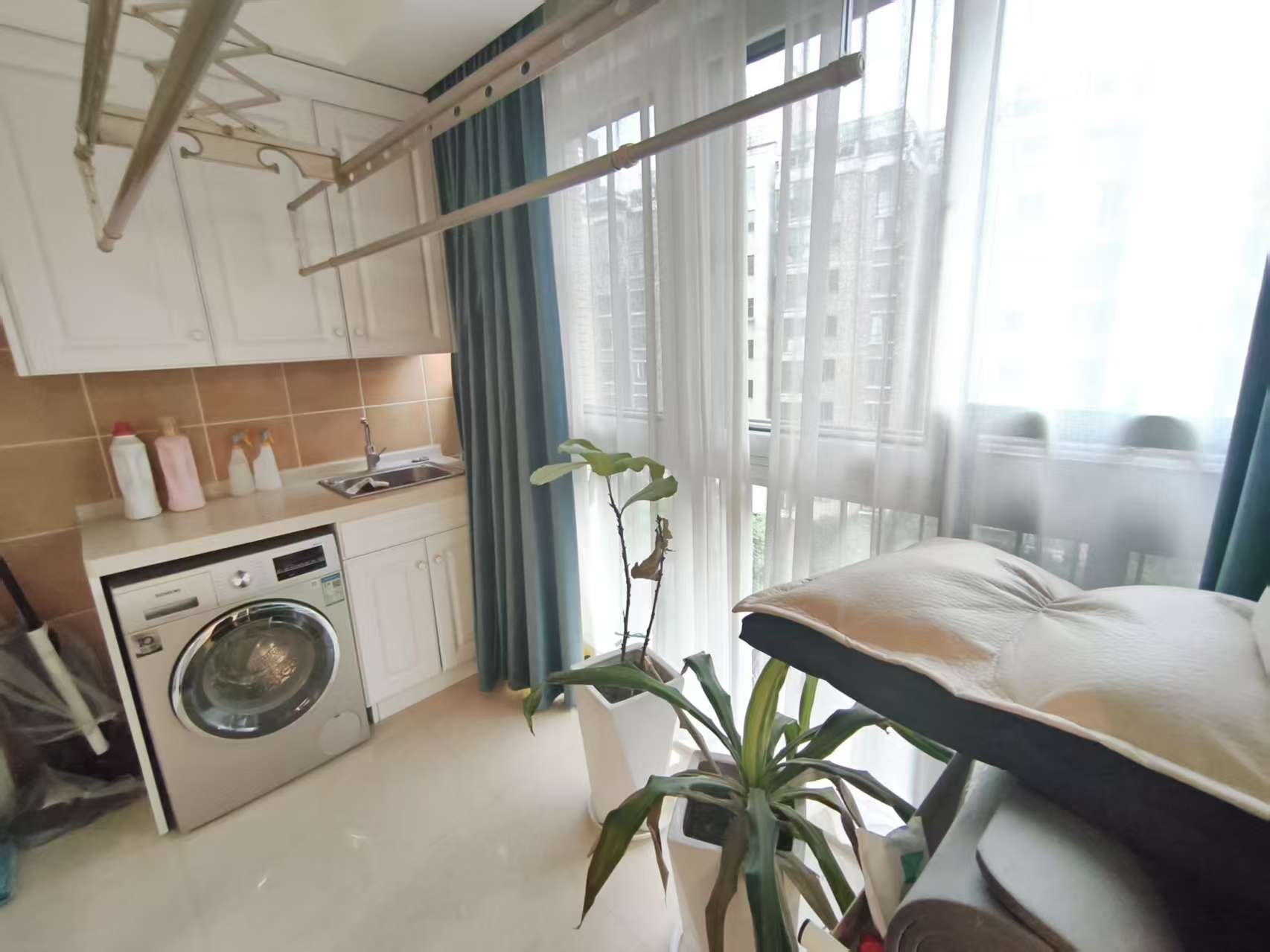 新城小区 3室2厅2卫 147.99m&sup2;