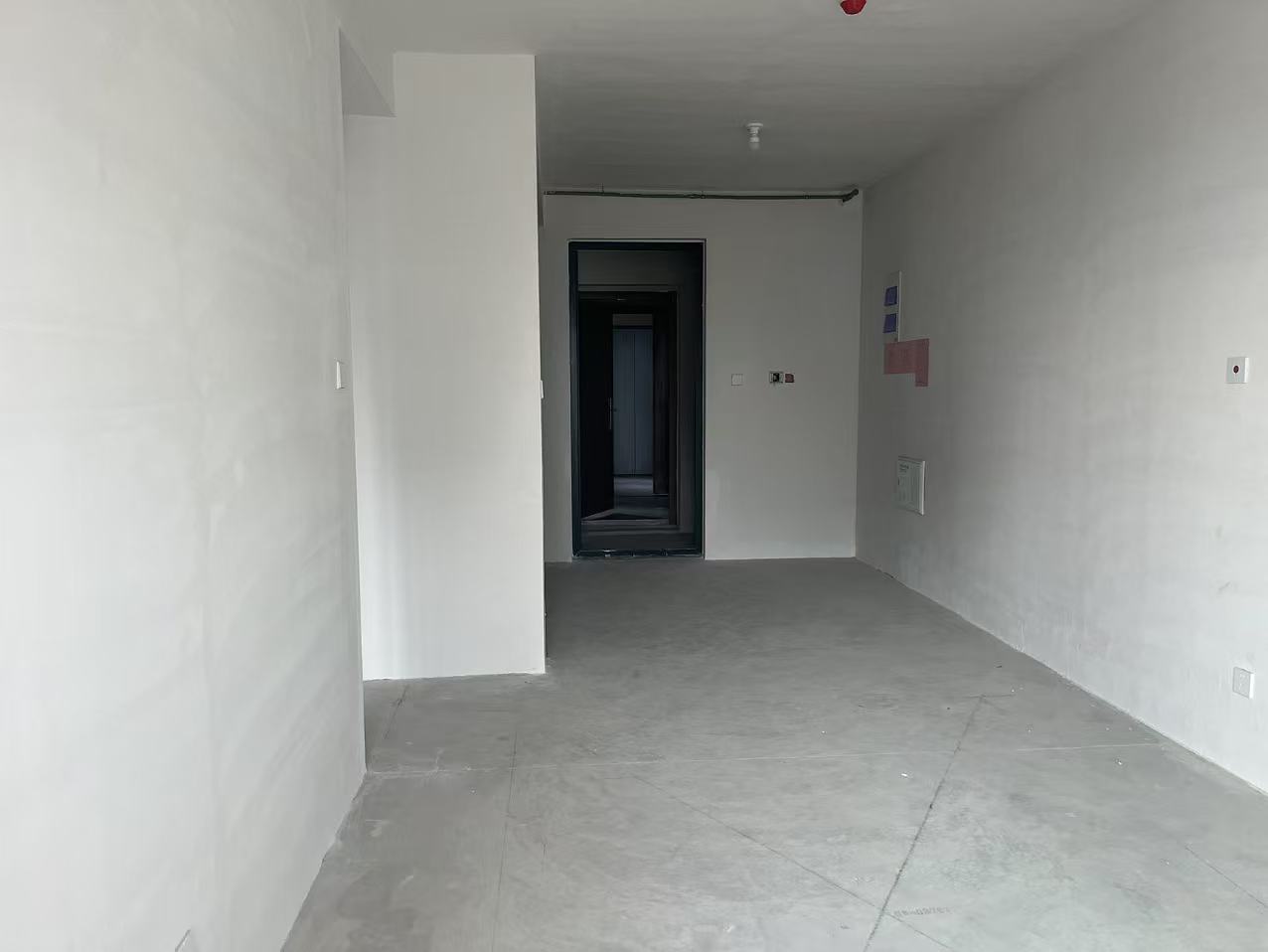 东时区 3室2厅1卫 96m²