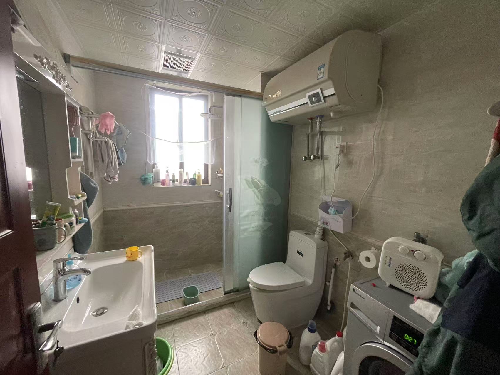 银洲&middot;皇家花园 2室2厅1卫 111.29m&sup2;