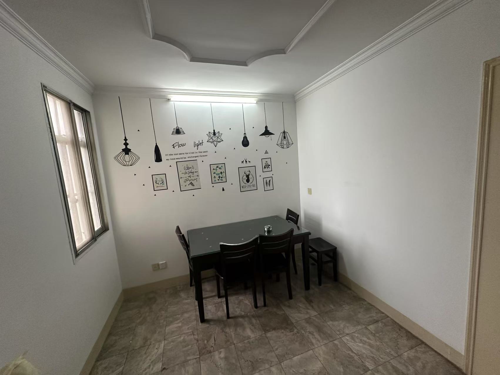 易家桥新村 2室2厅2卫 70m&sup2;