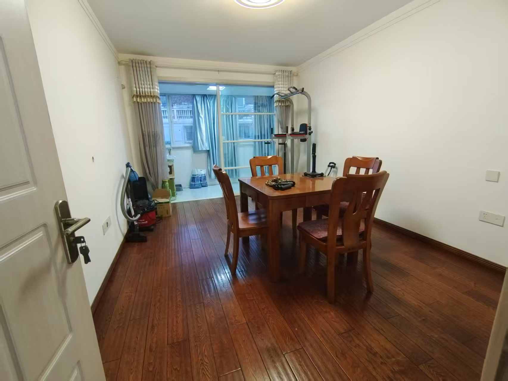 金辉花园 6室2厅2卫 224.84m&sup2;
