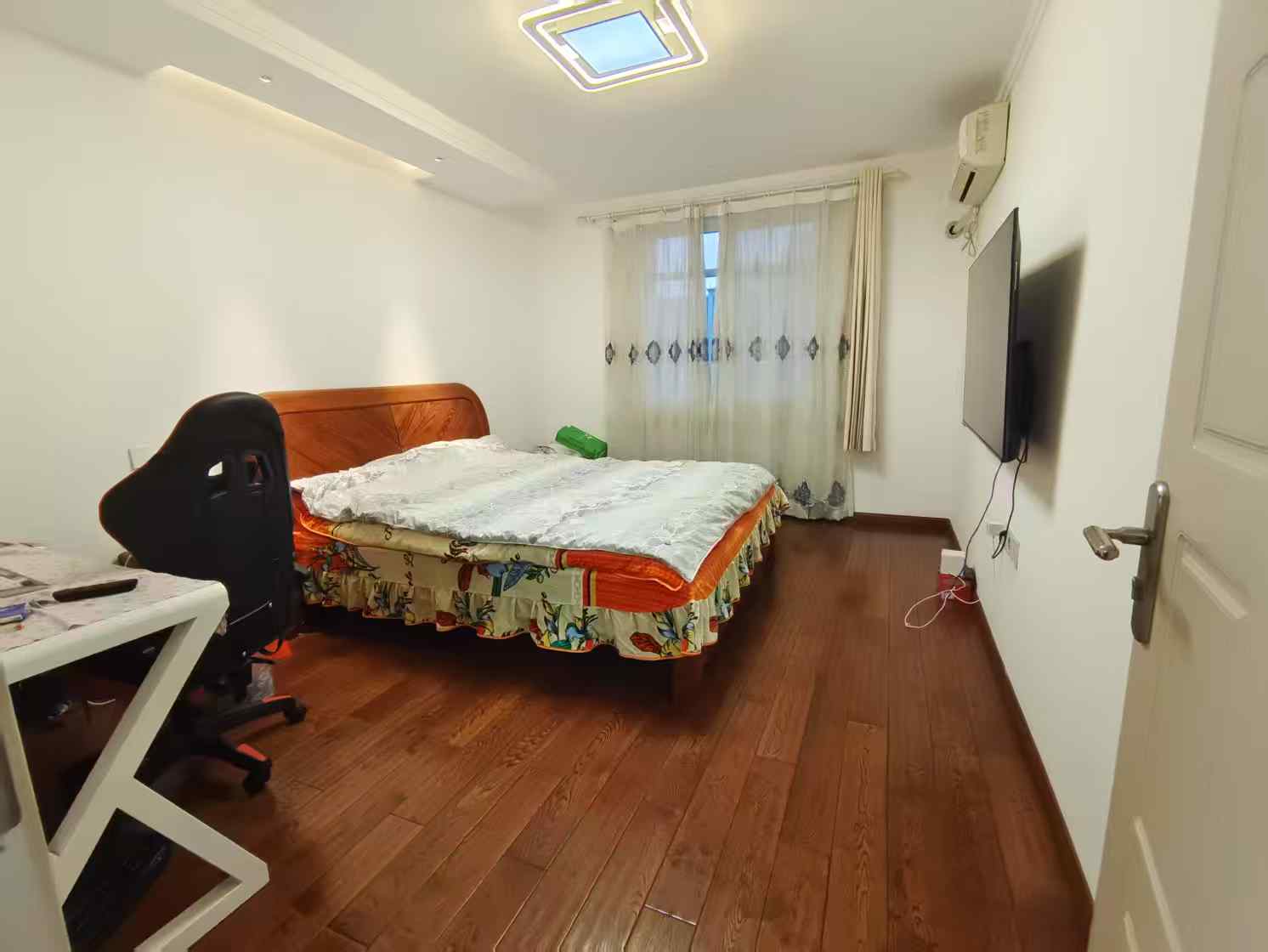 金辉花园 6室2厅2卫 224.84m&sup2;