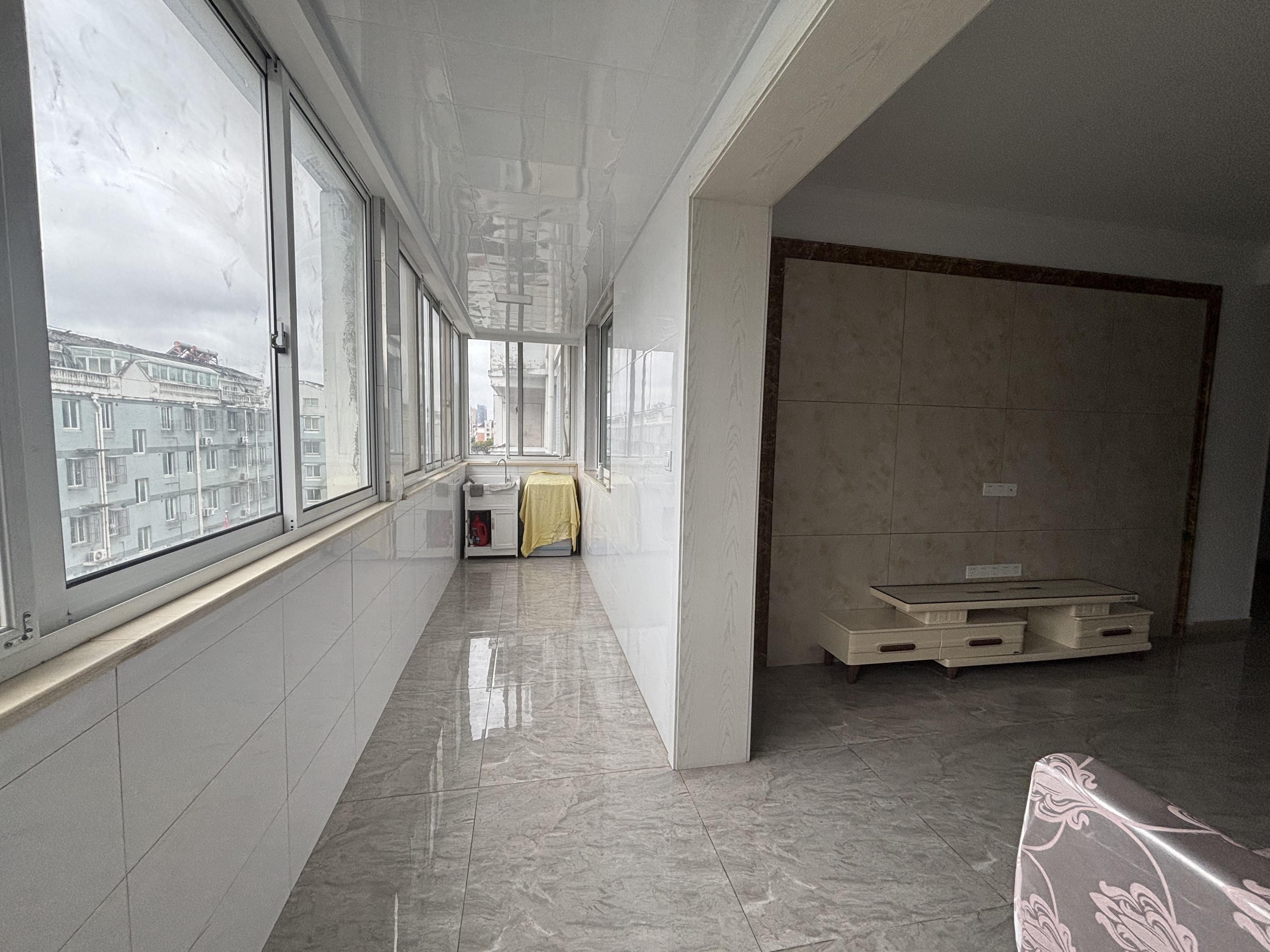 盆架桥花苑 3室2厅1卫 130.00m&sup2;