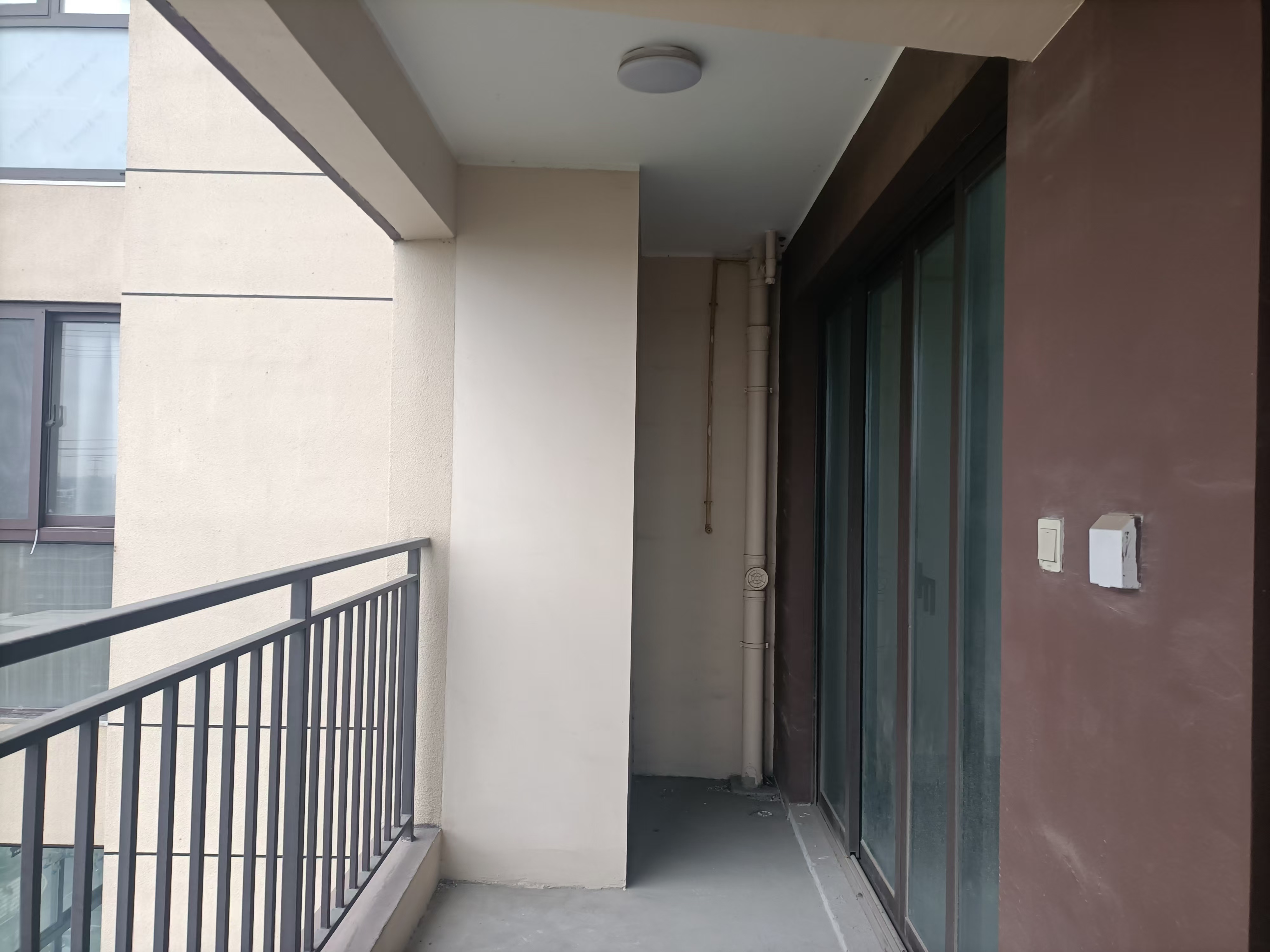 绿地新里城 3室2厅2卫 106.08m²