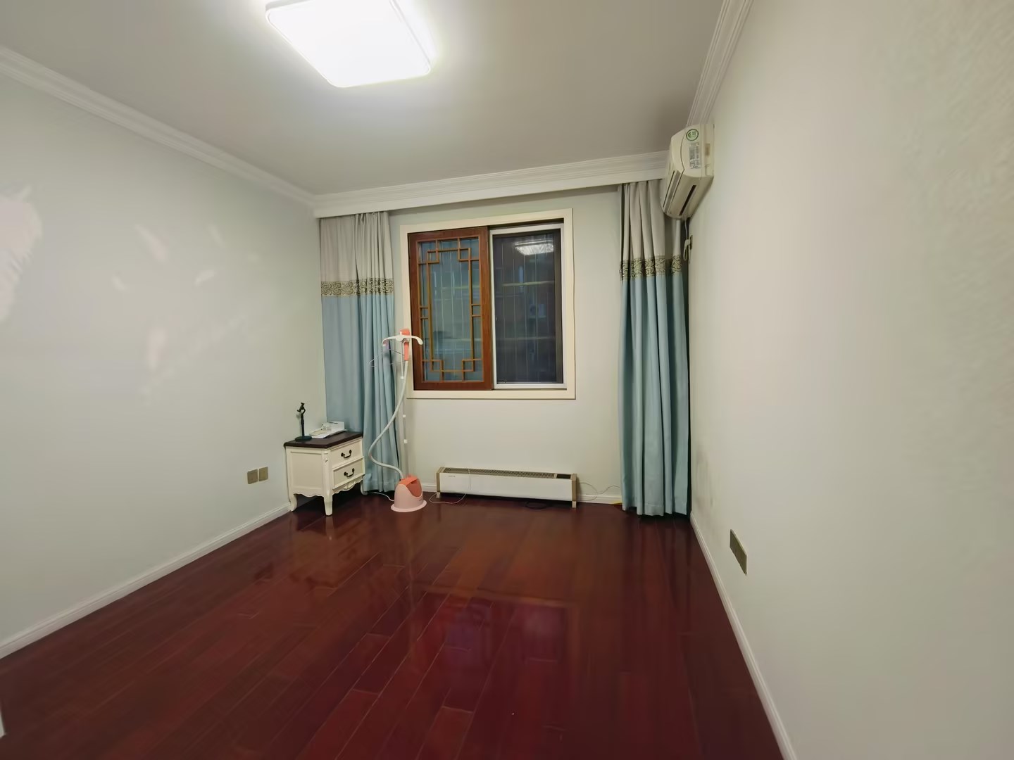 濠南路32号小区 3室2厅1卫 136.28m&sup2;