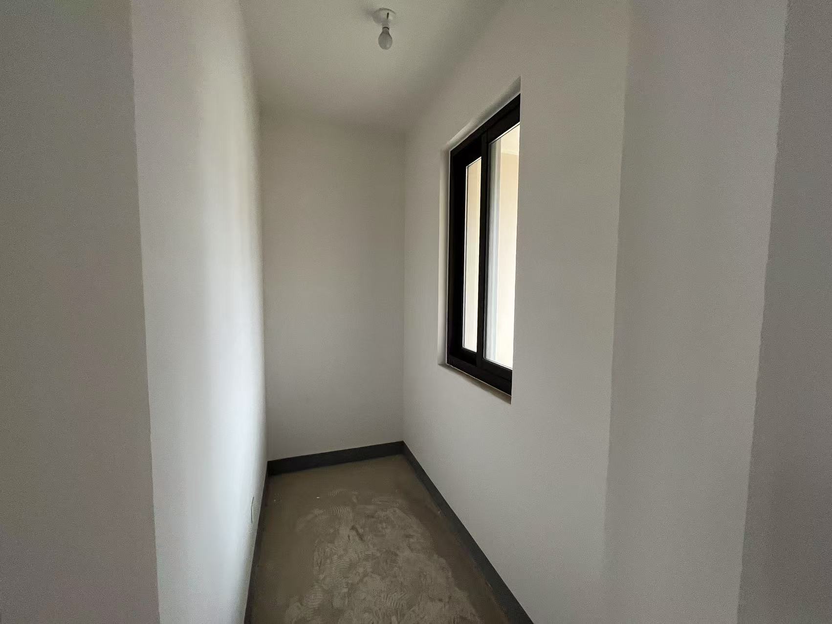 招商新城雍景湾 4室2厅2卫 127m²
