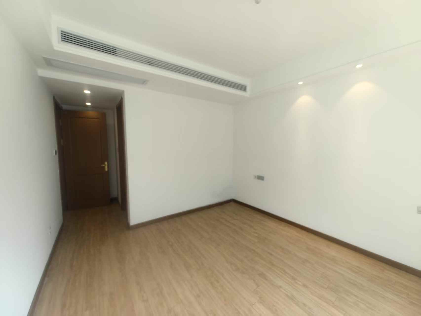 佳期漫 4室2厅2卫 122m&sup2;