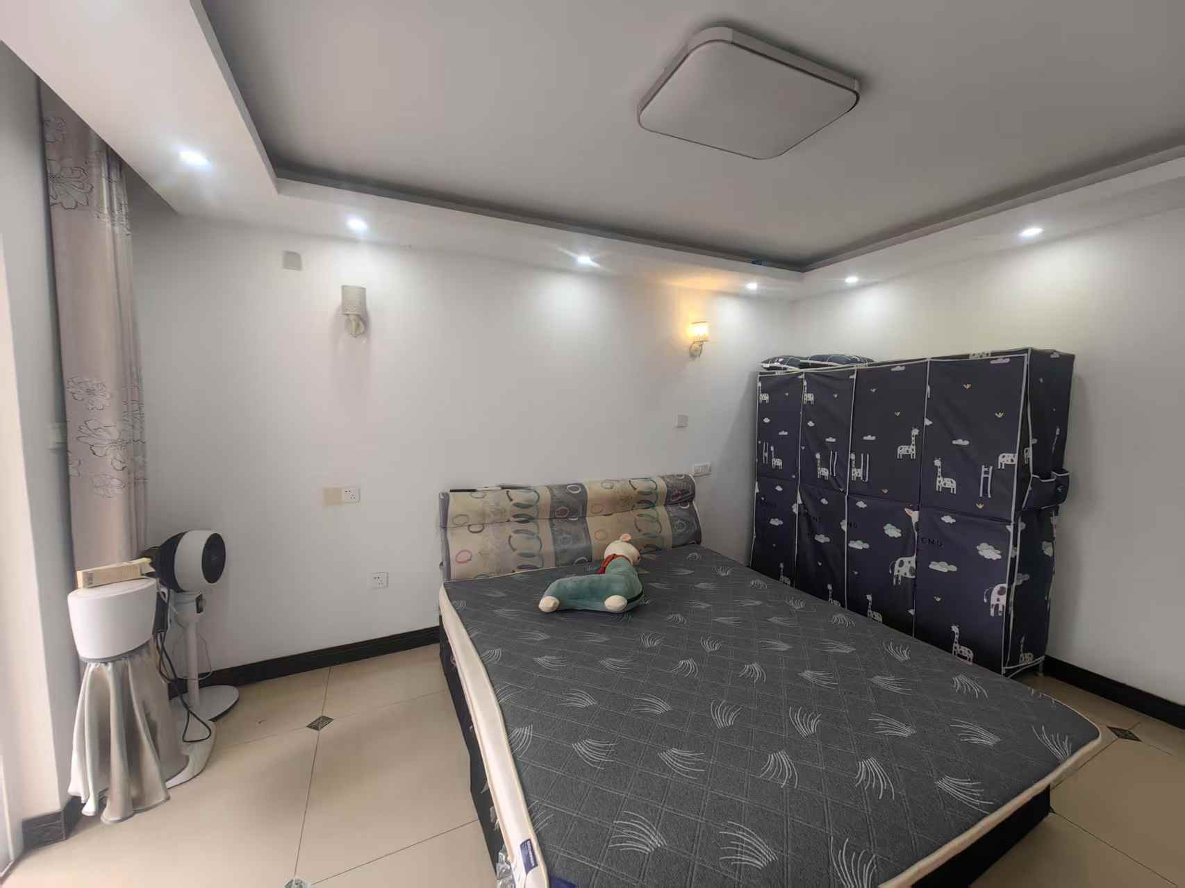 景河苑 1室1厅1卫 59m&sup2;