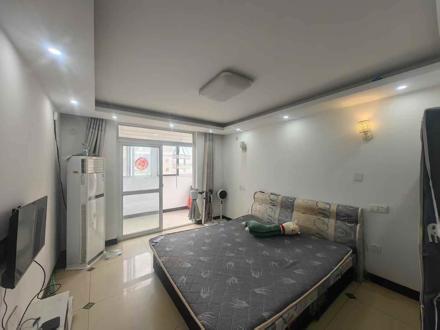 景河苑 1室1厅1卫 59m&sup2;