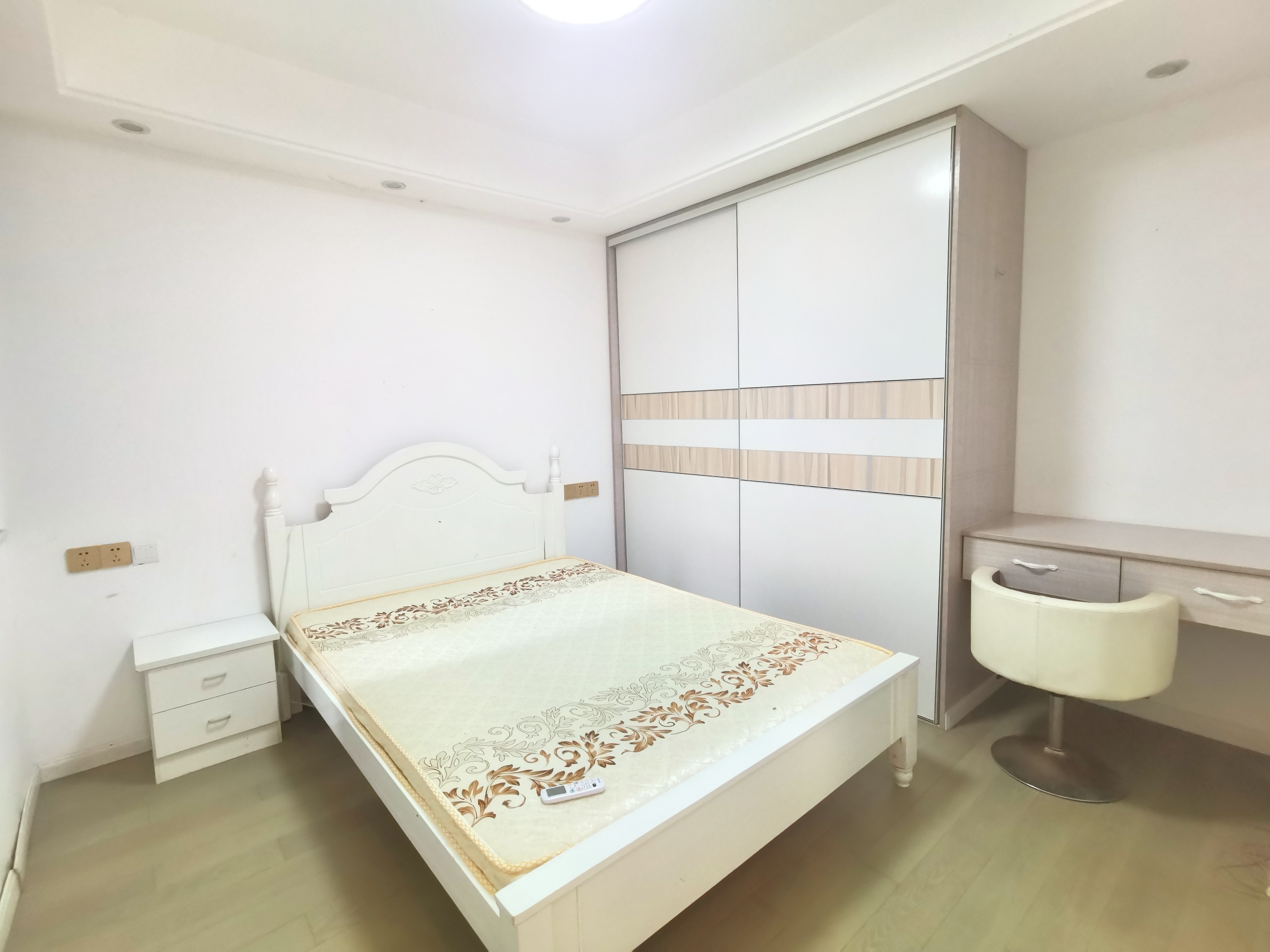 江景苑小区 2室2厅1卫 89m&sup2;