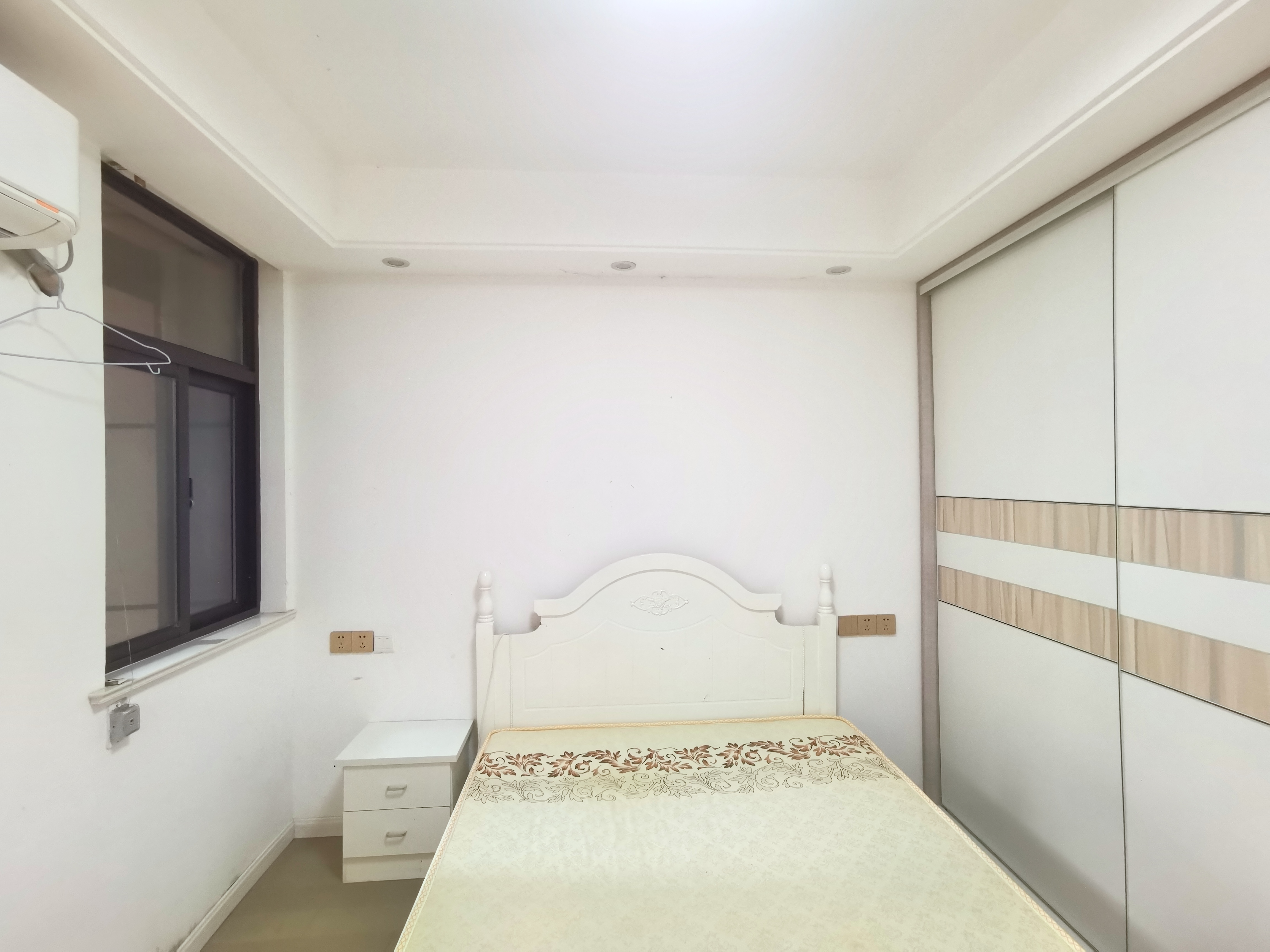 江景苑小区 2室2厅1卫 89m&sup2;