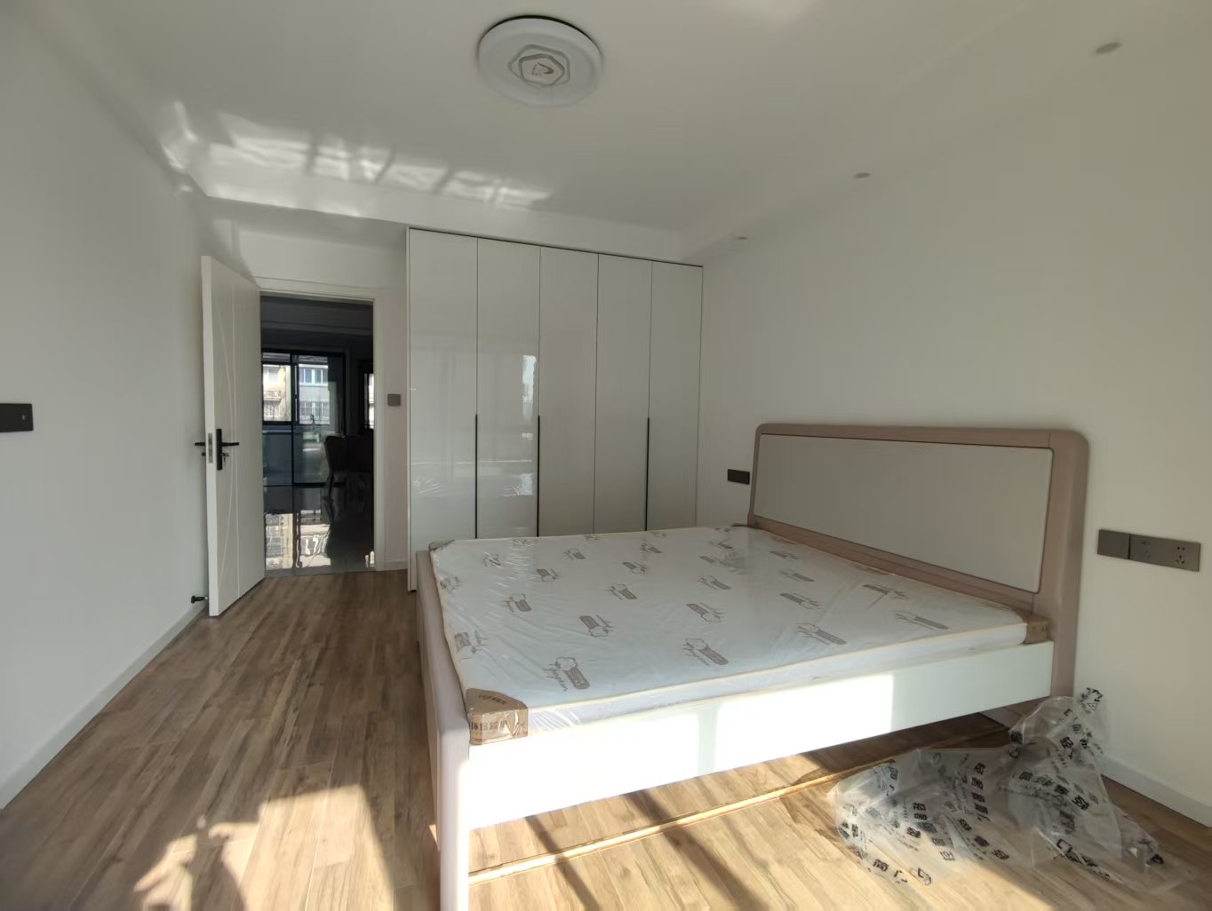 公园南苑 2室1厅1卫 98.03m&sup2;