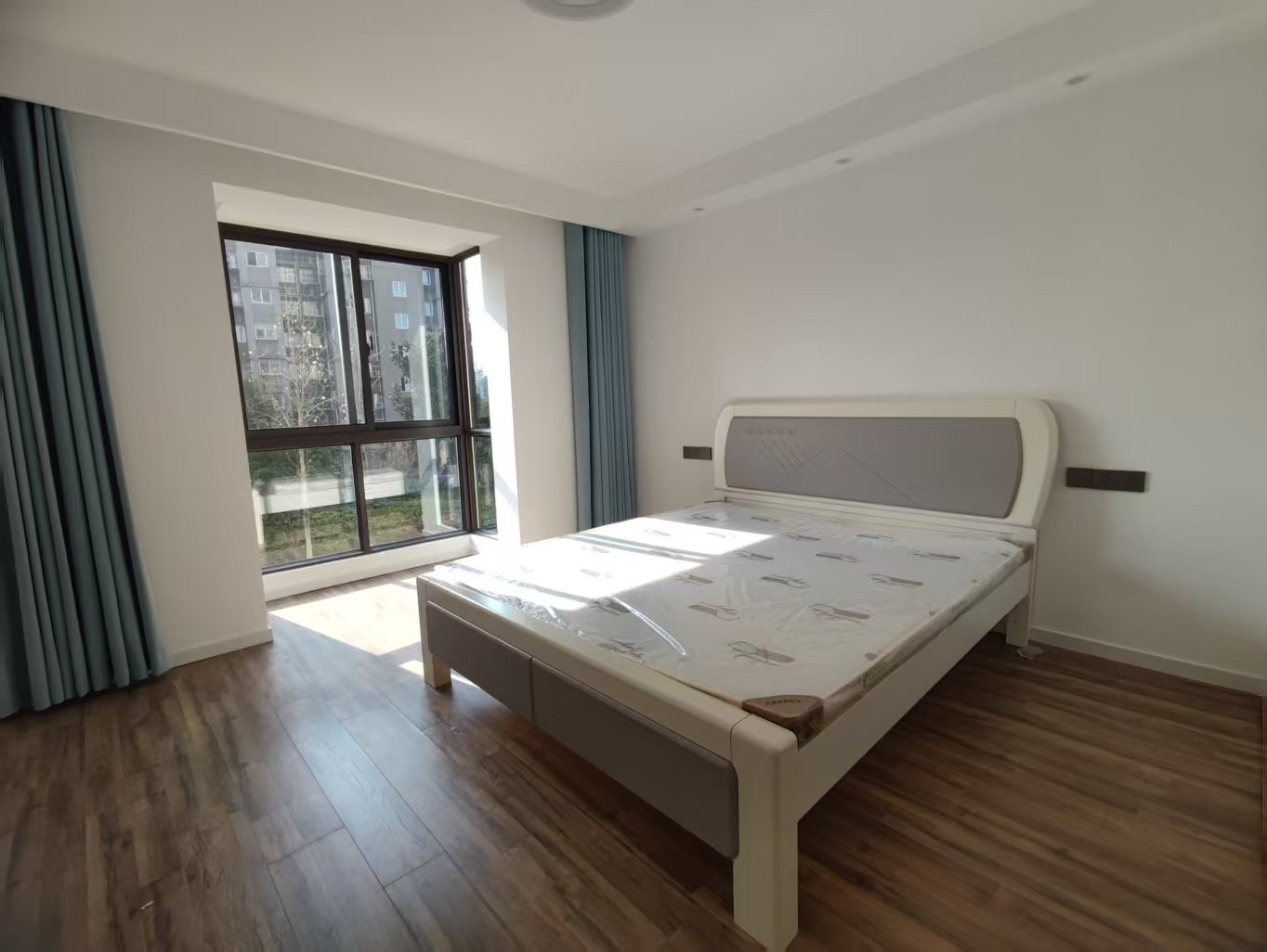 公园南苑 2室1厅1卫 98.03m&sup2;