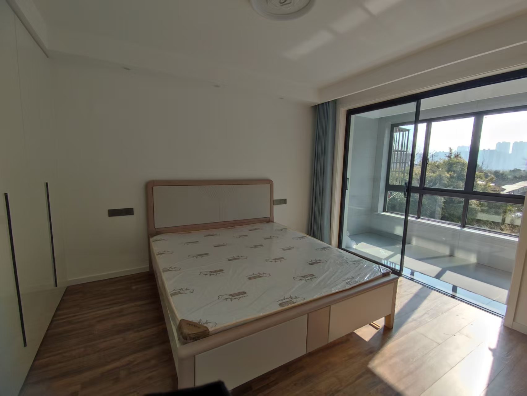 公园南苑 2室1厅1卫 98.03m&sup2;