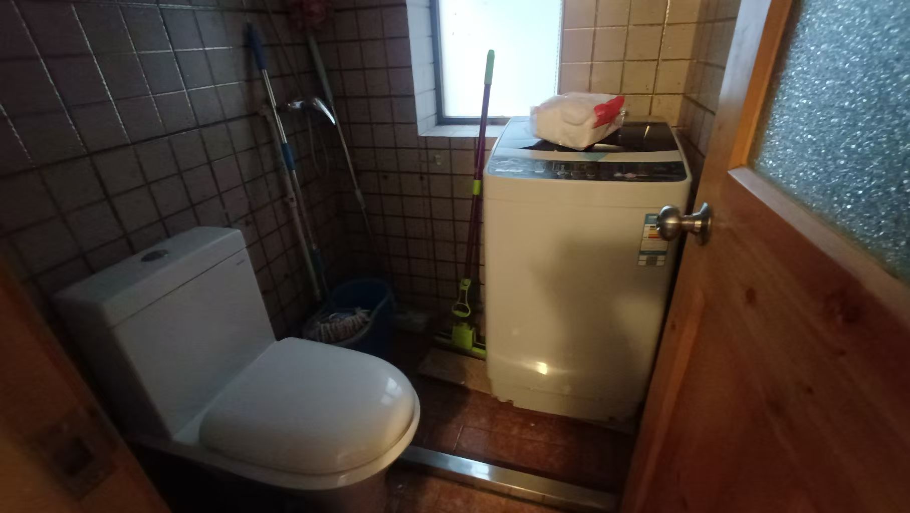 光明东村三期 2室1厅1卫 64.21m&sup2;
