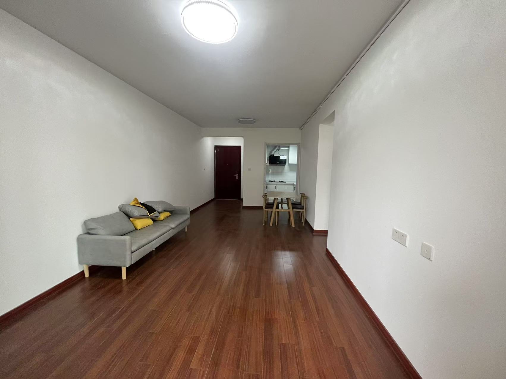 碧桂园桃李江山（碧湖苑） 3室2厅2卫 102m²