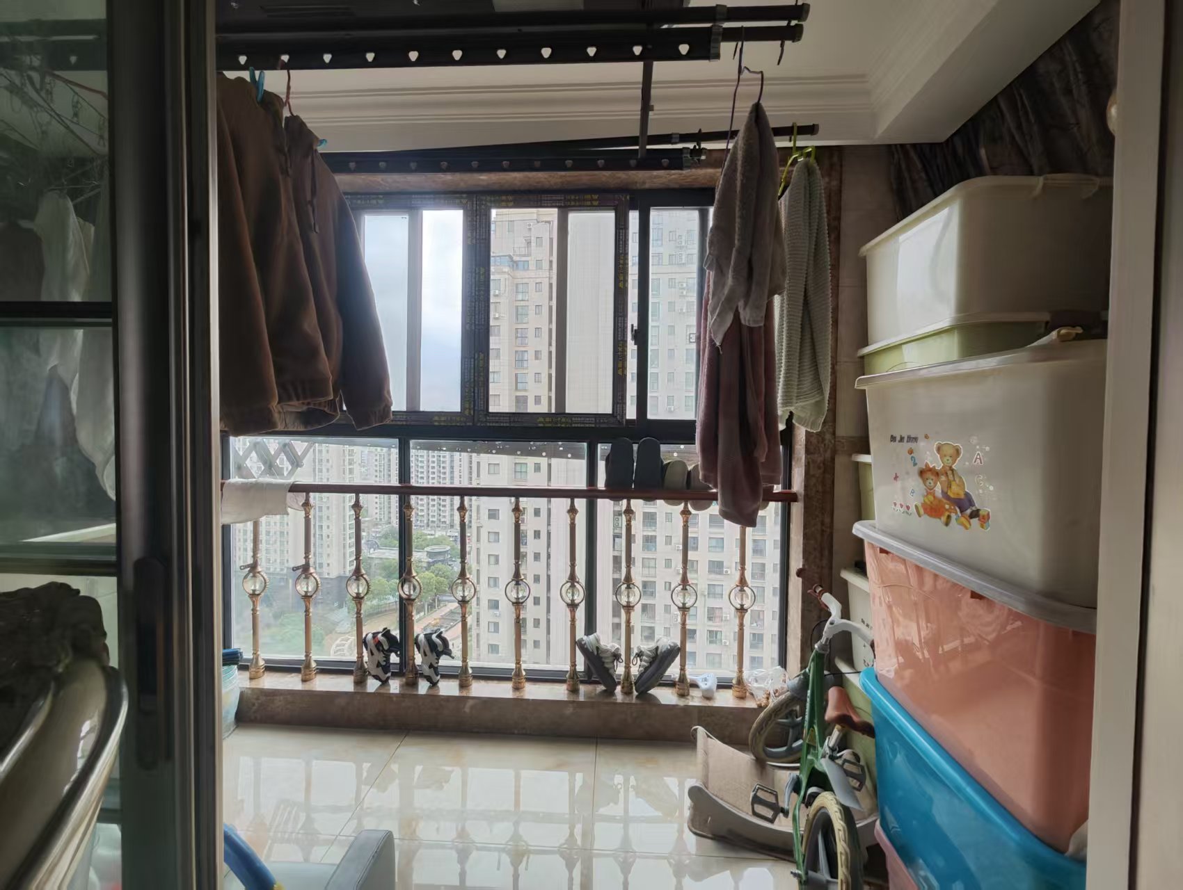 银洲&middot;皇家花园 2室2厅1卫 113.47m&sup2;