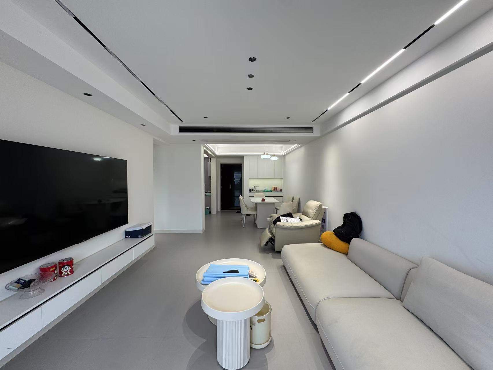 保利香槟国际 3室2厅2卫 114.21m²