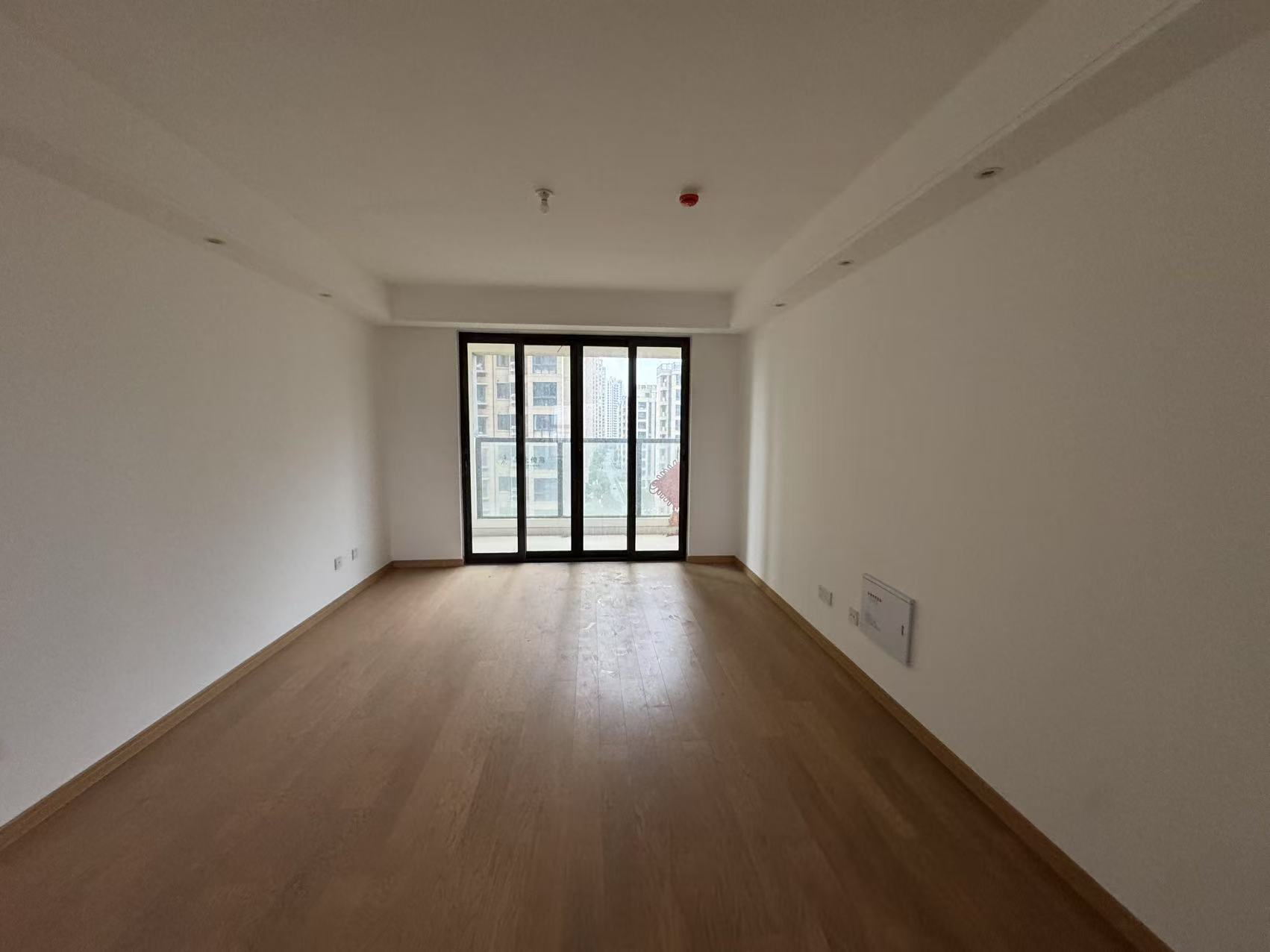 时光漫城 4室2厅2卫 125m&sup2;