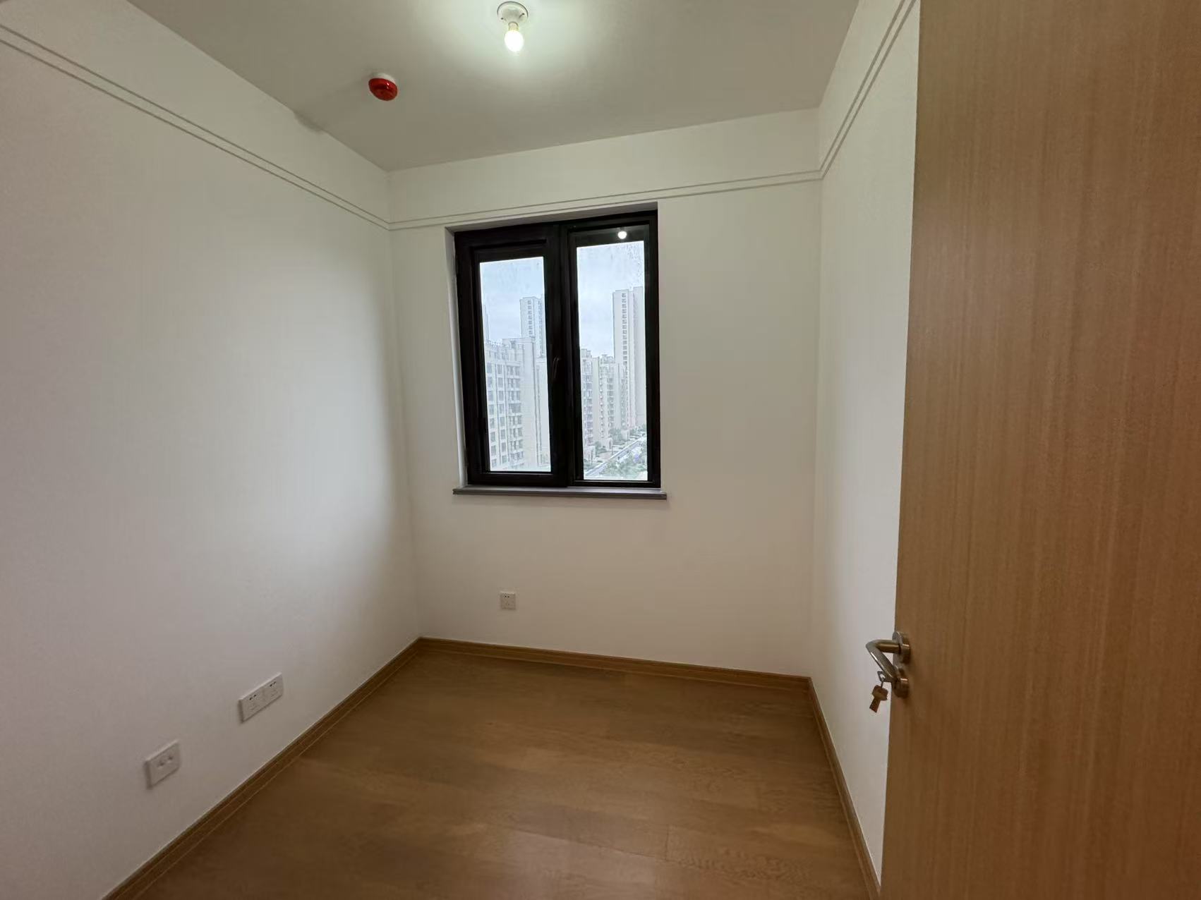 时光漫城 4室2厅2卫 125m&sup2;