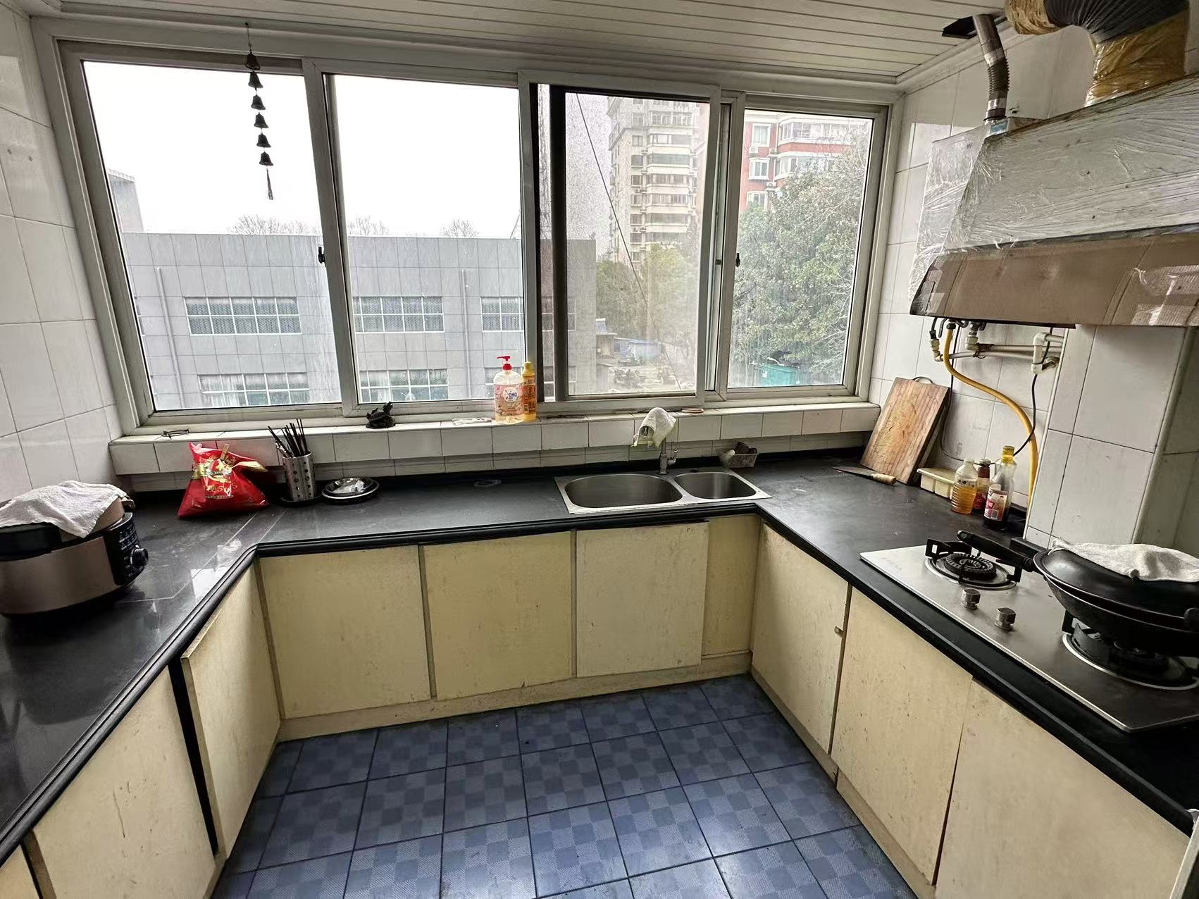 启秀南苑 2室1厅1卫 74.27m&sup2;
