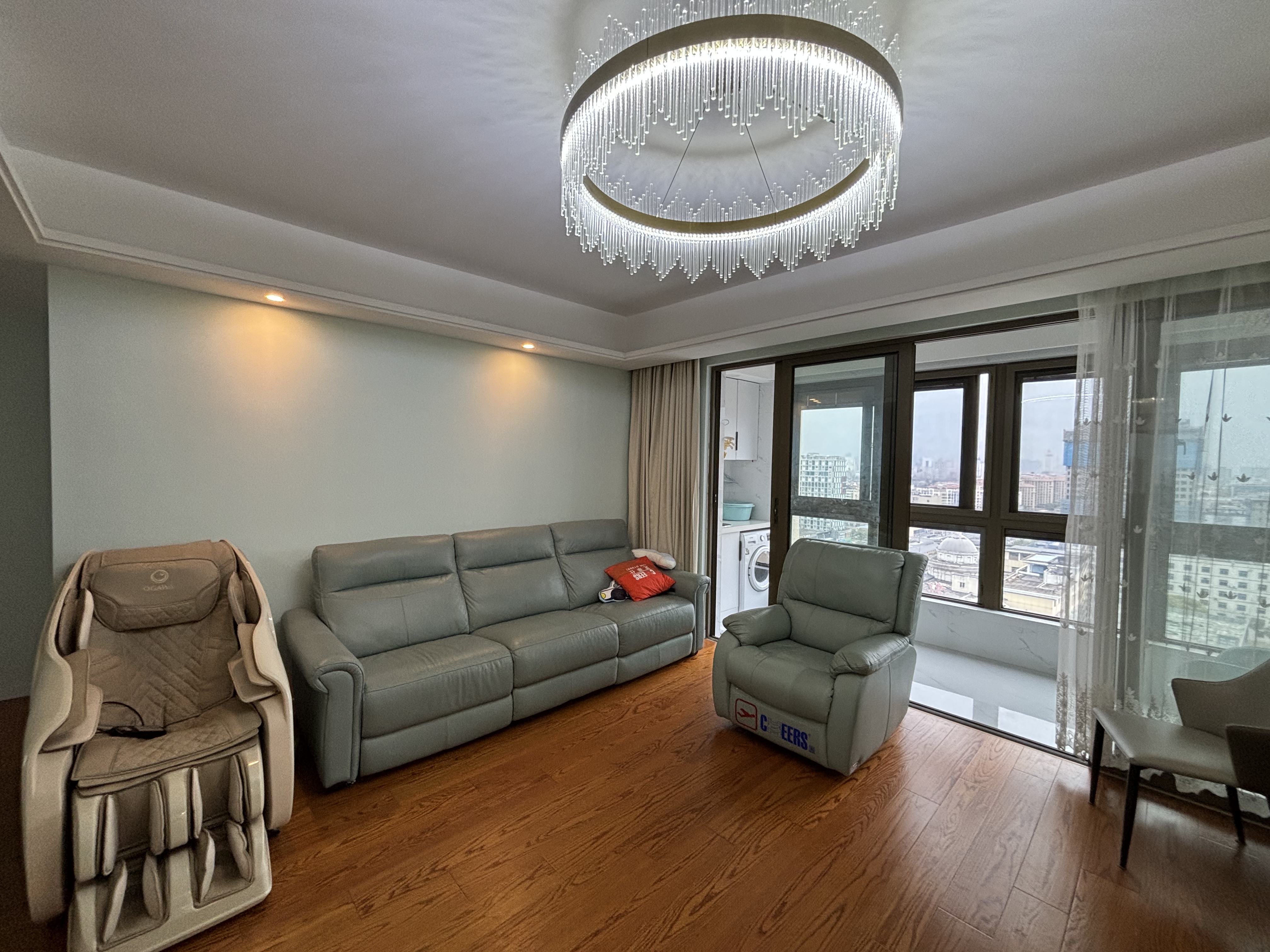 雅居乐鑫基中央公馆 3室2厅2卫 127m&sup2;