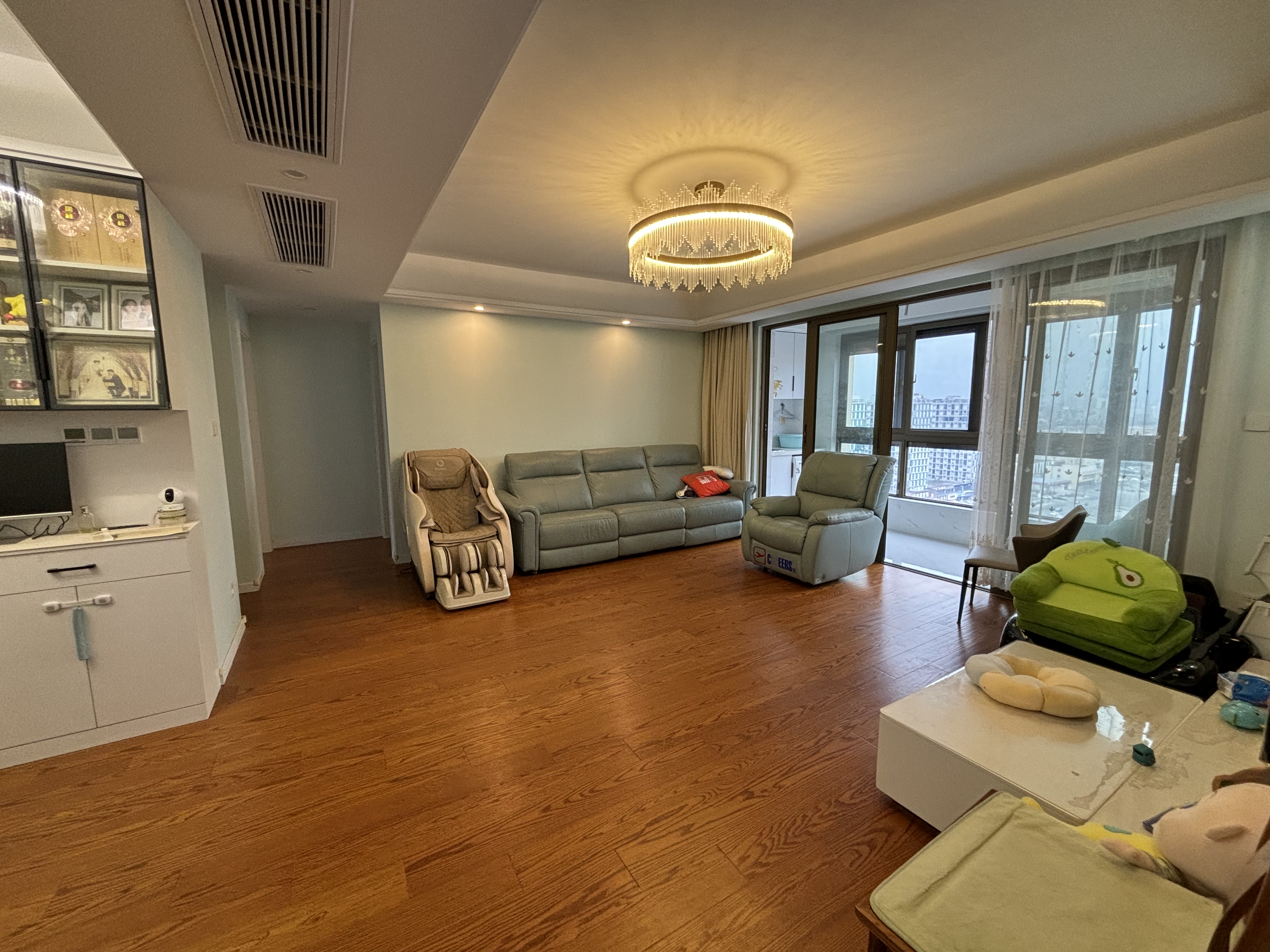 雅居乐鑫基中央公馆 3室2厅2卫 127m&sup2;