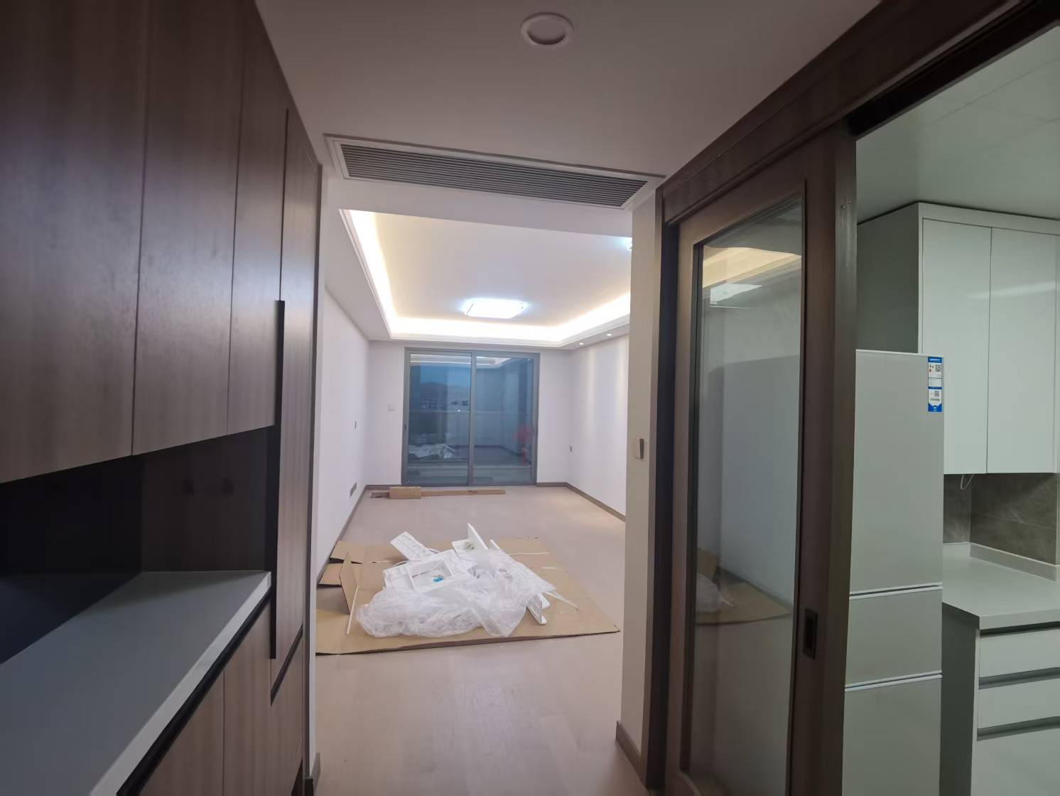 北纬31度 3室2厅2卫 118m²