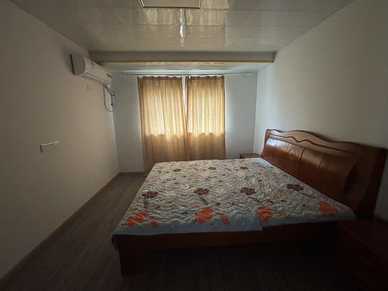 盆架桥花苑 2室2厅1卫 130m&sup2;
