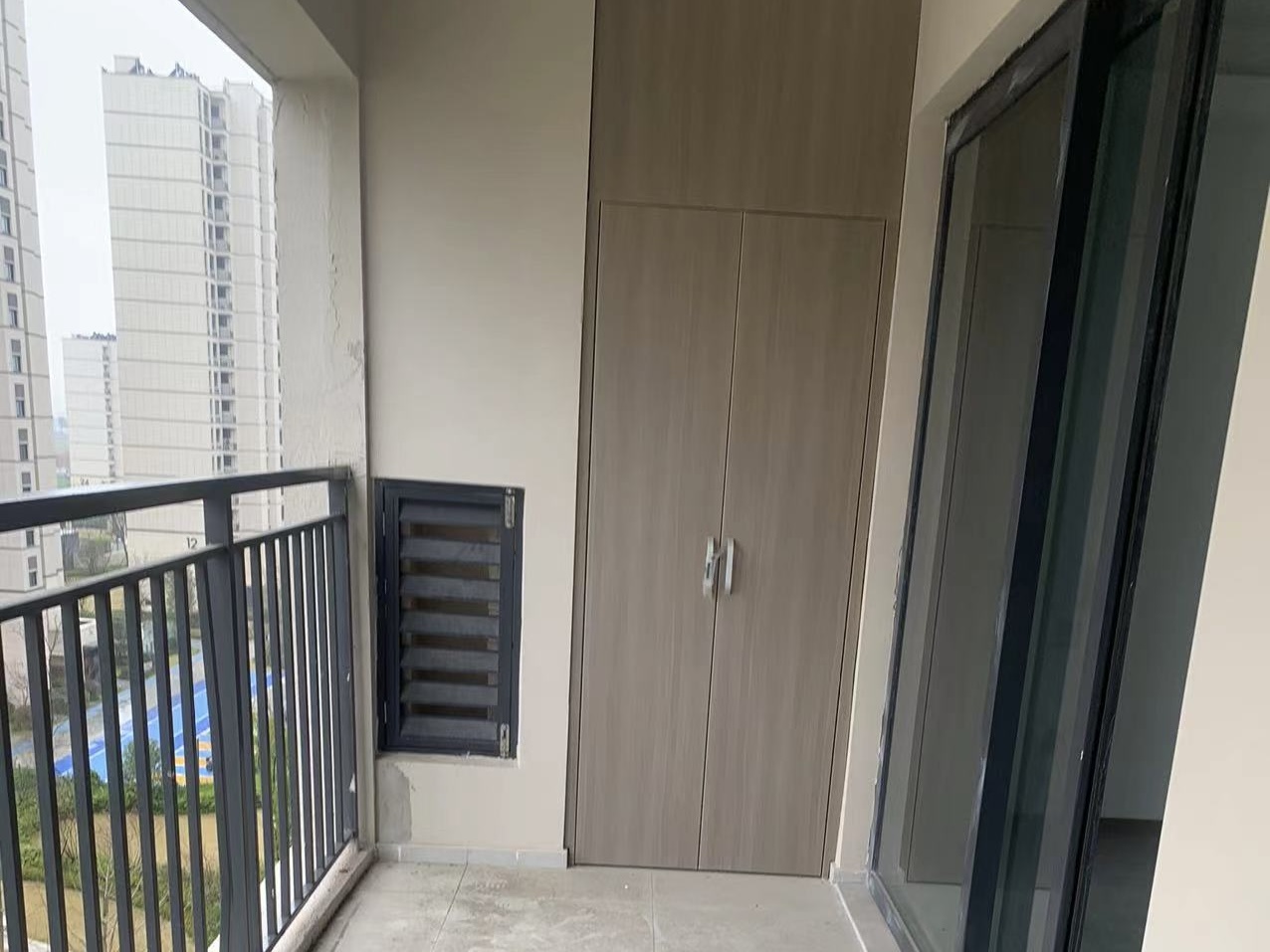 华禧铭苑 3室2厅1卫 98m&sup2;