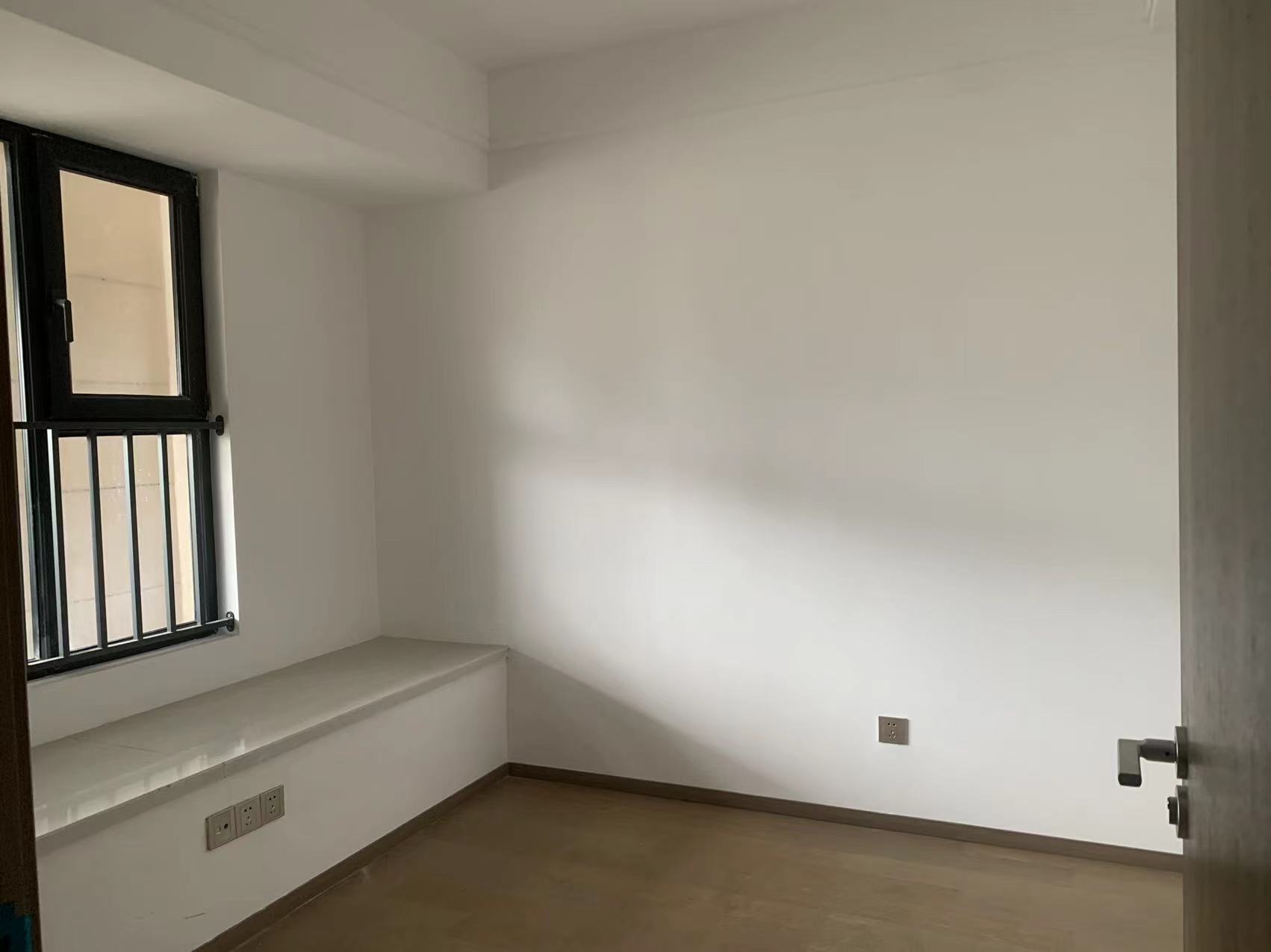 华禧铭苑 3室2厅1卫 98m&sup2;