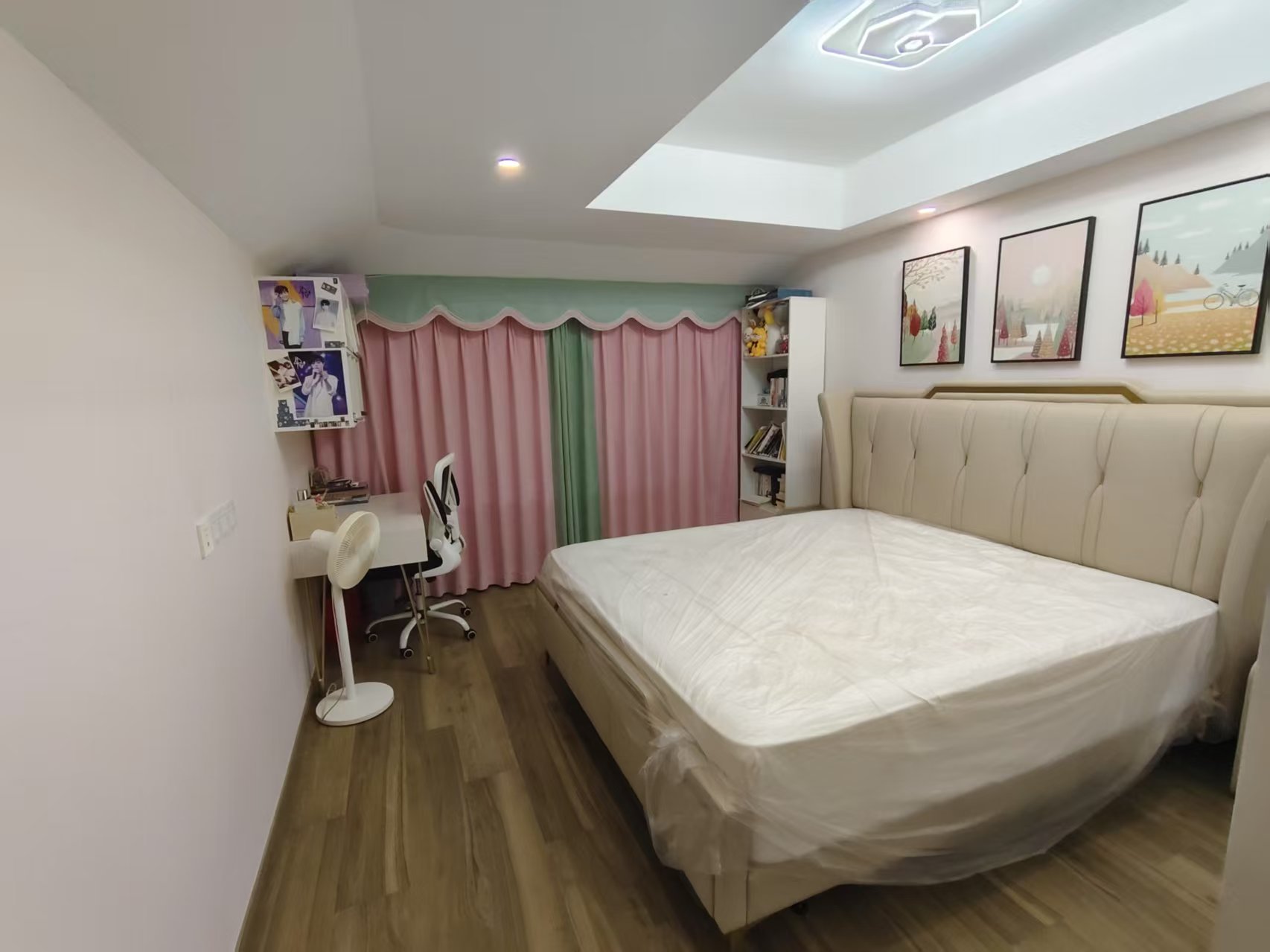 都市华城 4室2厅3卫 206.32m&sup2;