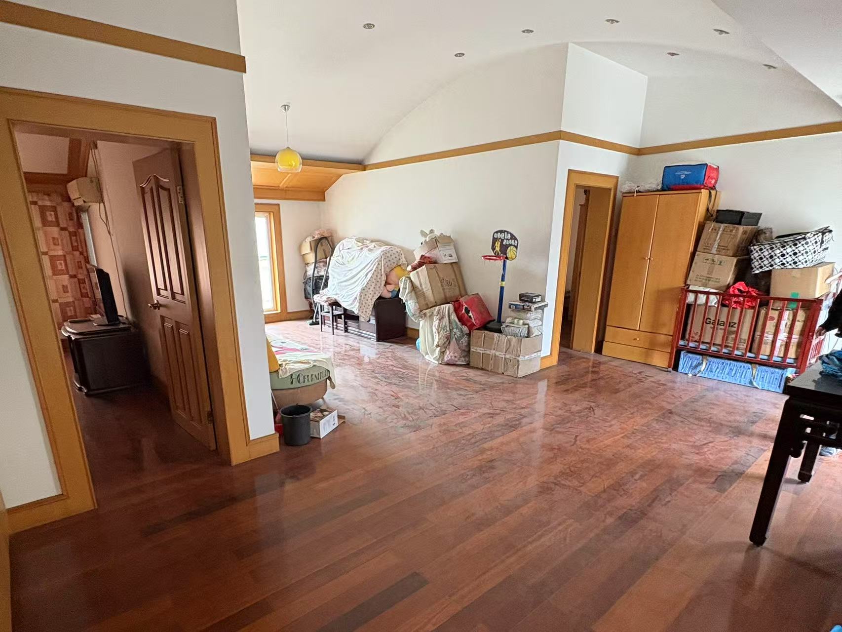 宏丰苑 4室2厅2卫 130m&sup2;