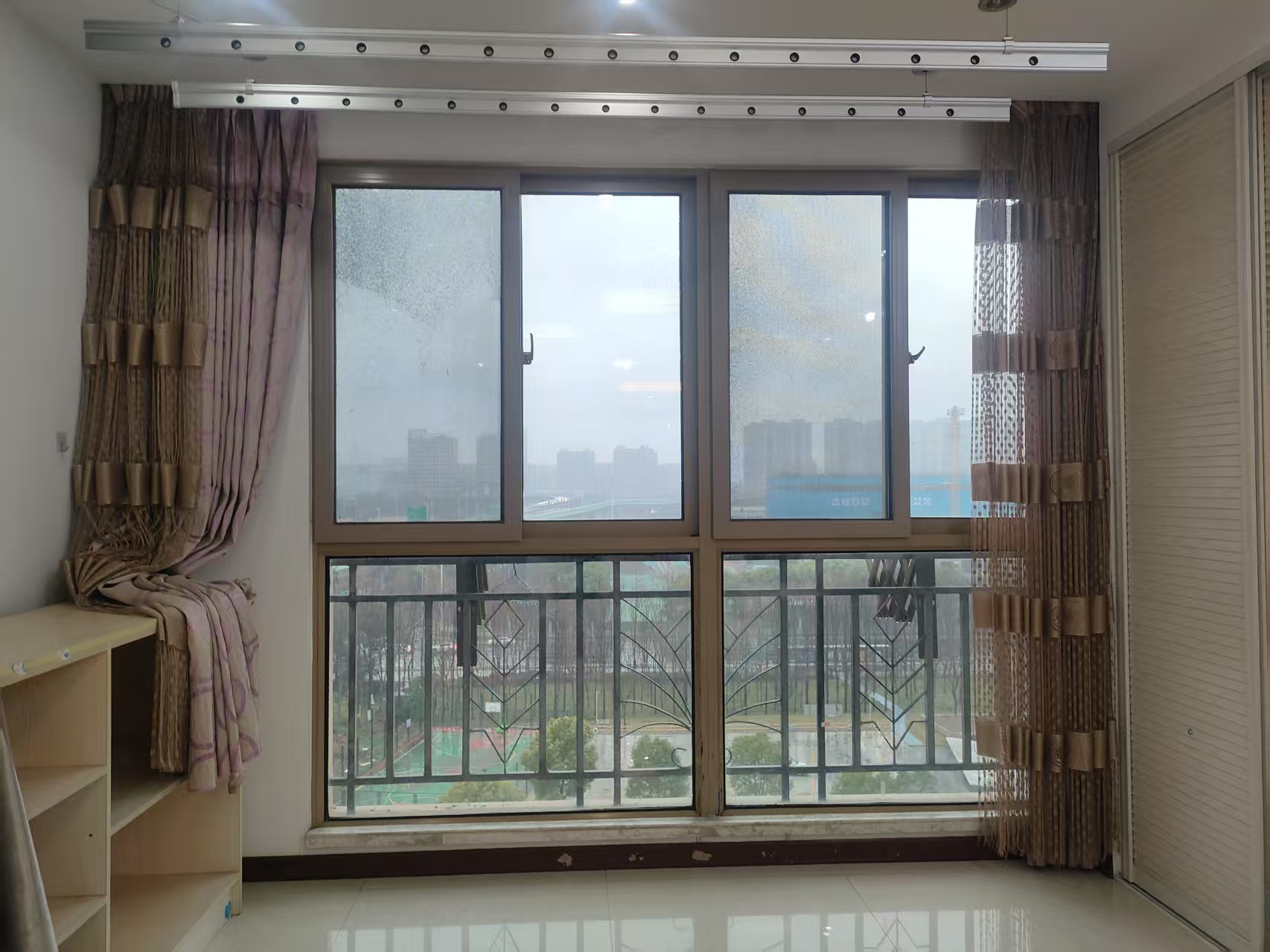 中南世纪花城一期 3室2厅2卫 138m&sup2;