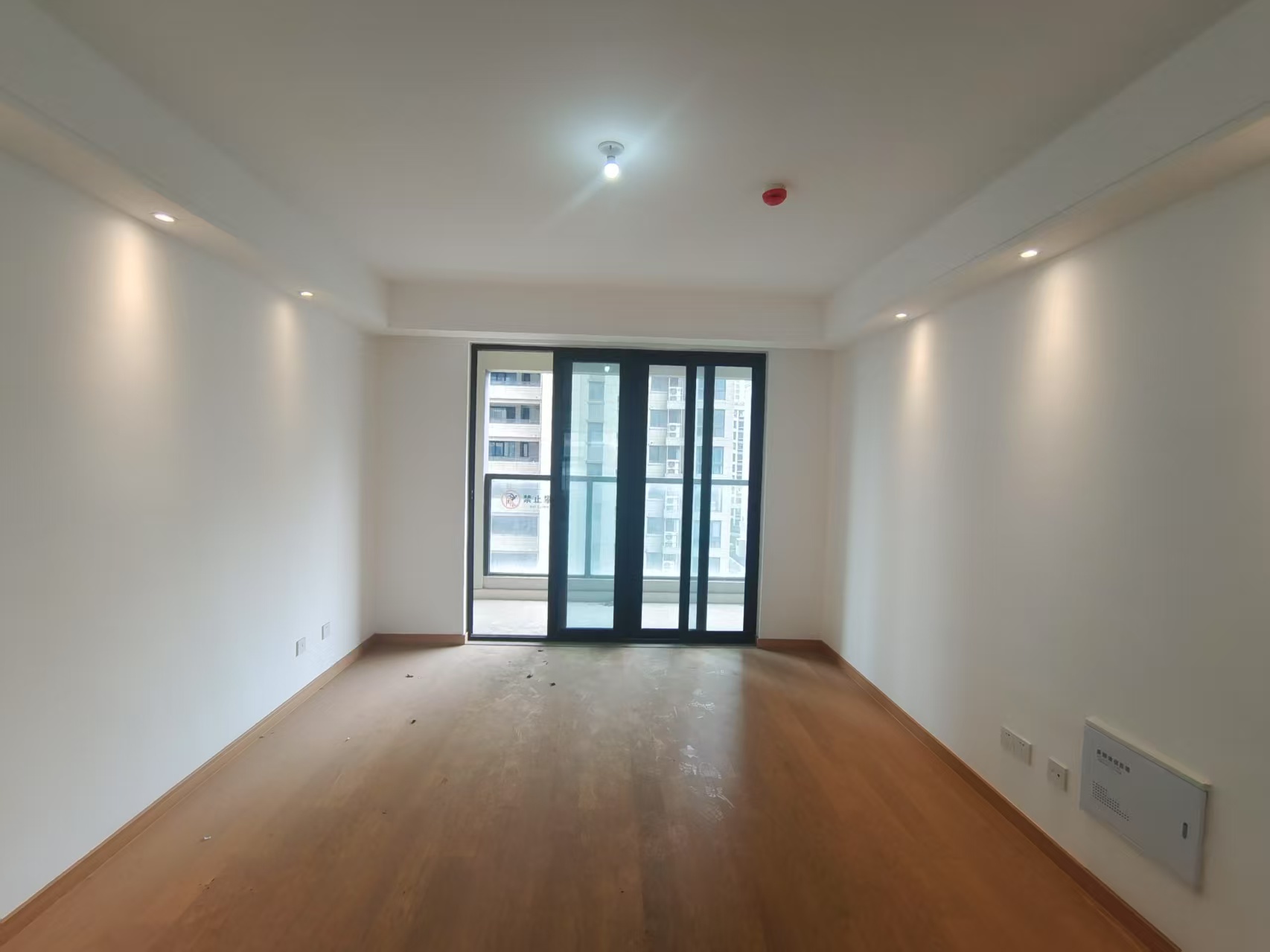 时光漫城 4室2厅2卫 125m²