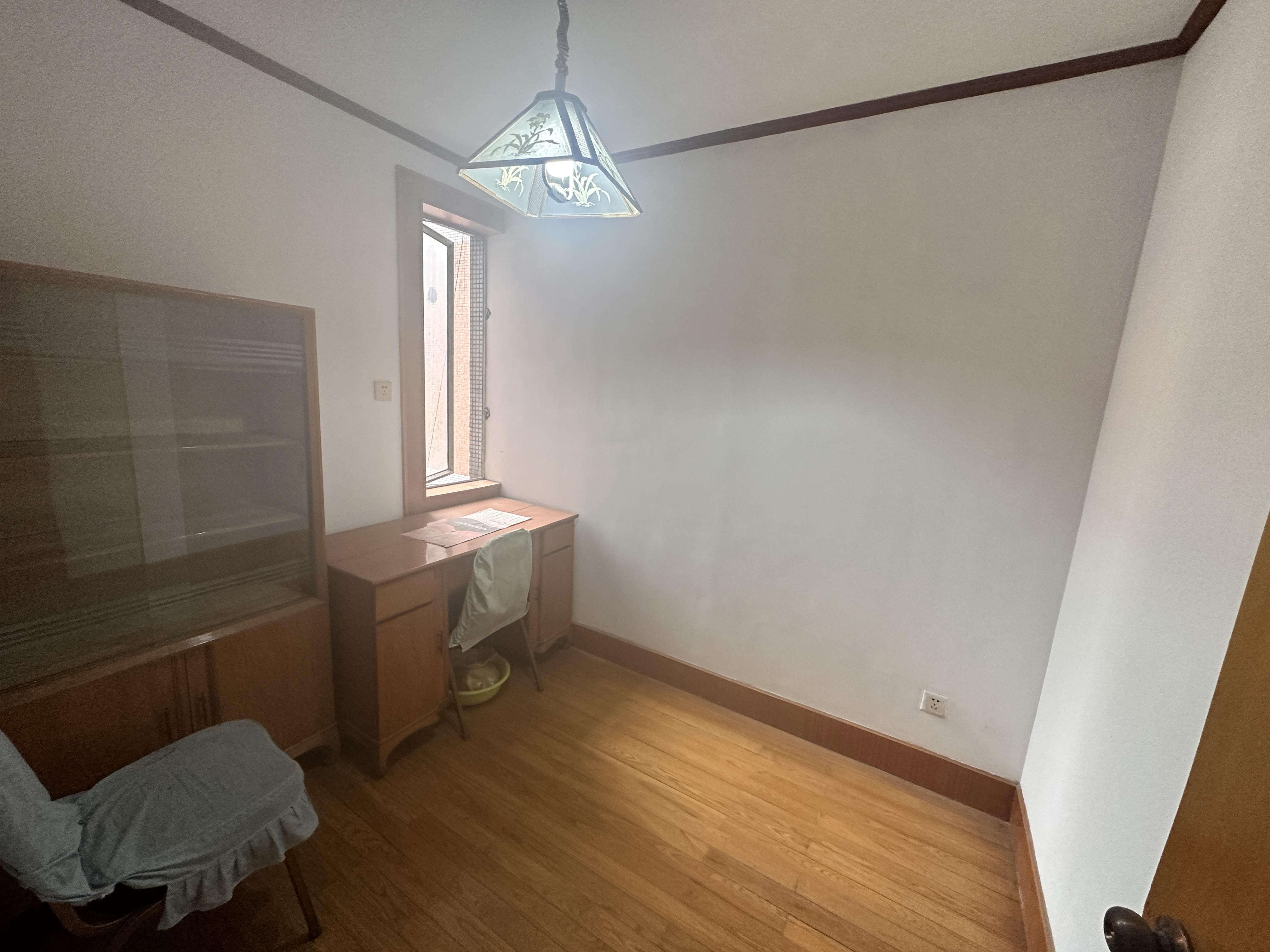 文峰花苑 4室1厅1卫 119.23m&sup2;