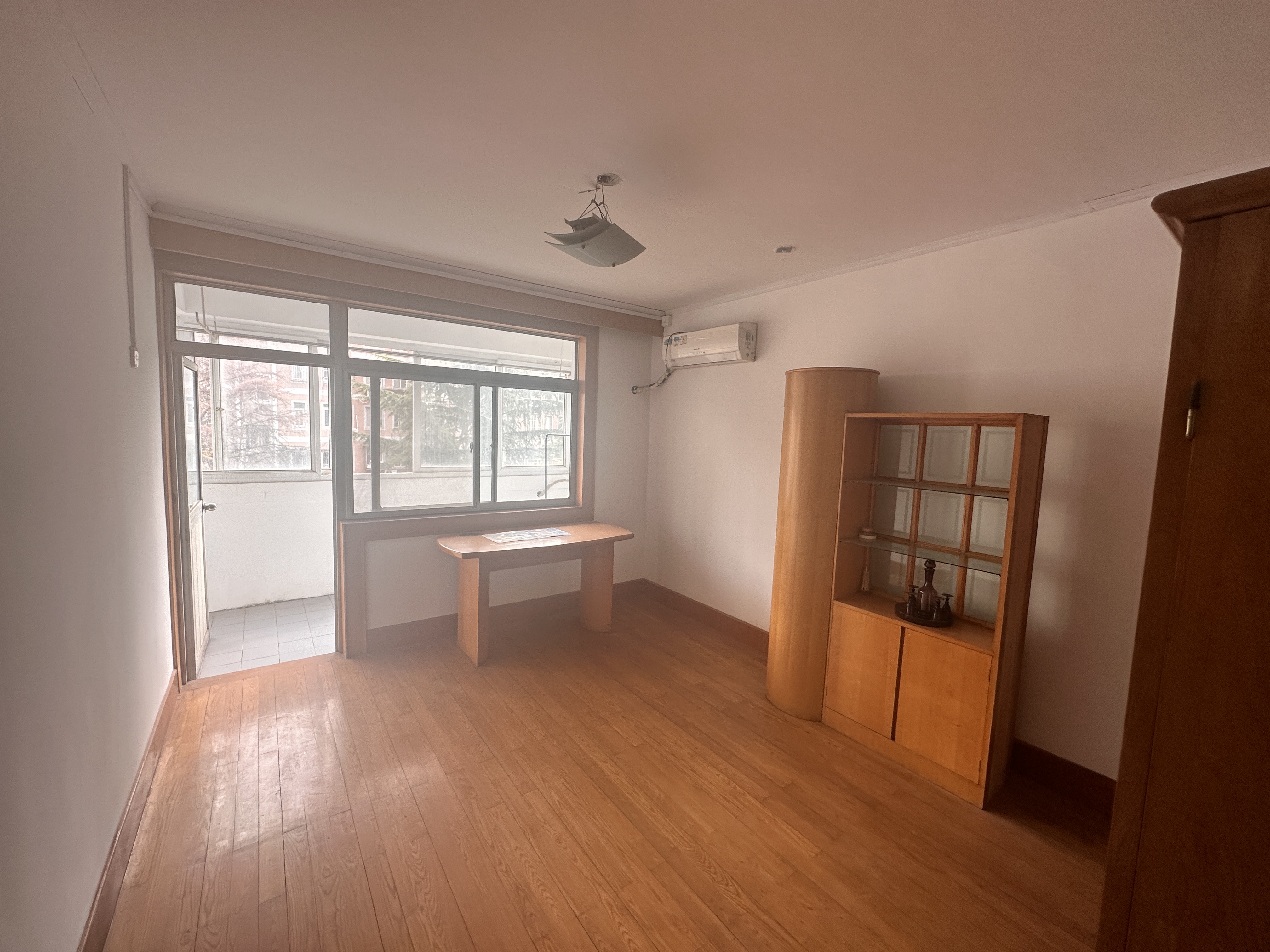 文峰花苑 4室1厅1卫 119.23m&sup2;