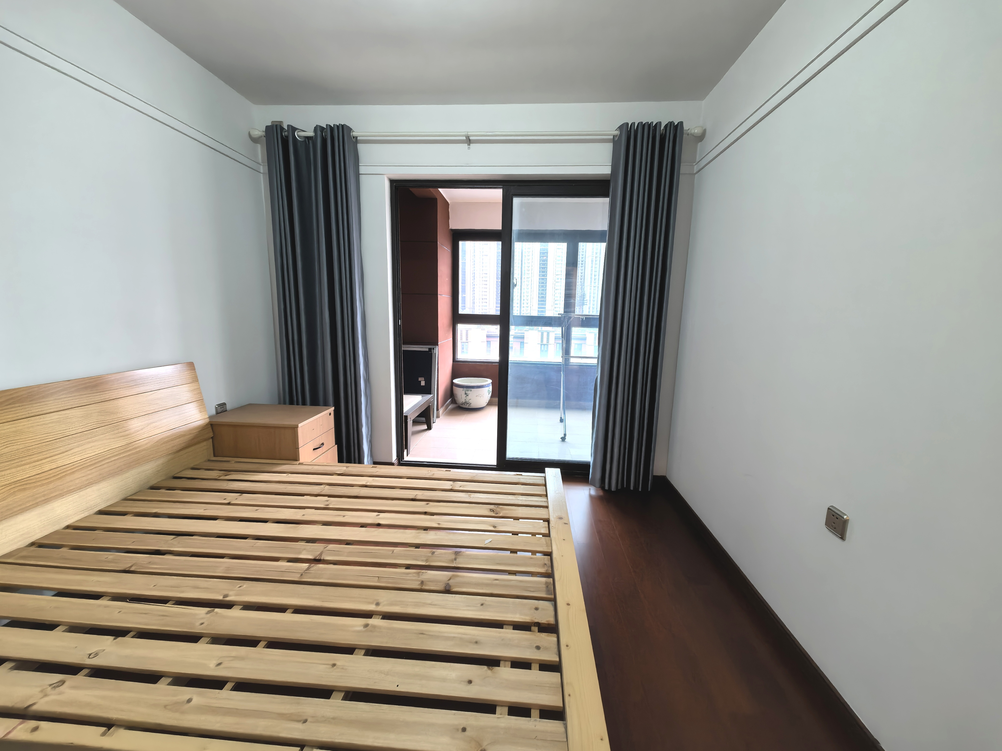 万科白鹭郡 4室2厅2卫 148m²